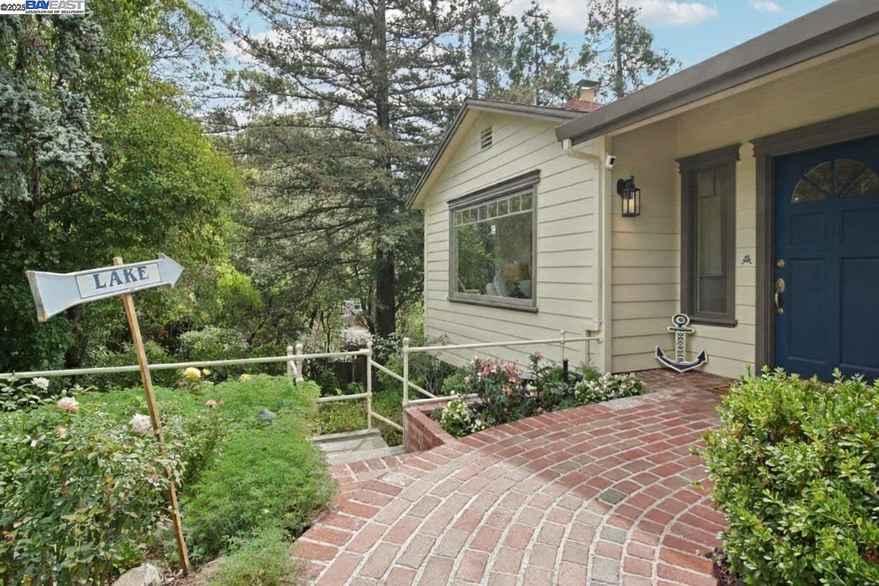 245 Lakewood Road, Walnut Creek