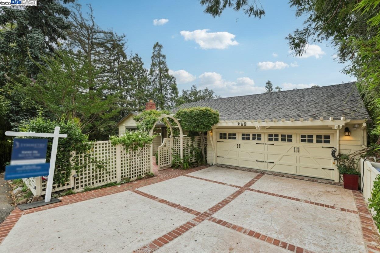 245 Lakewood Road, Walnut Creek