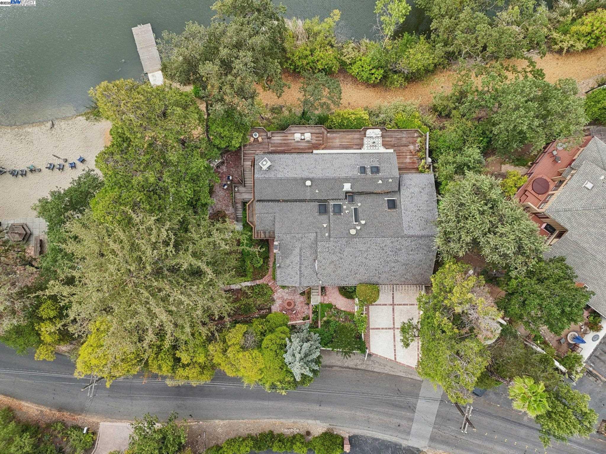 245 Lakewood Road, Walnut Creek