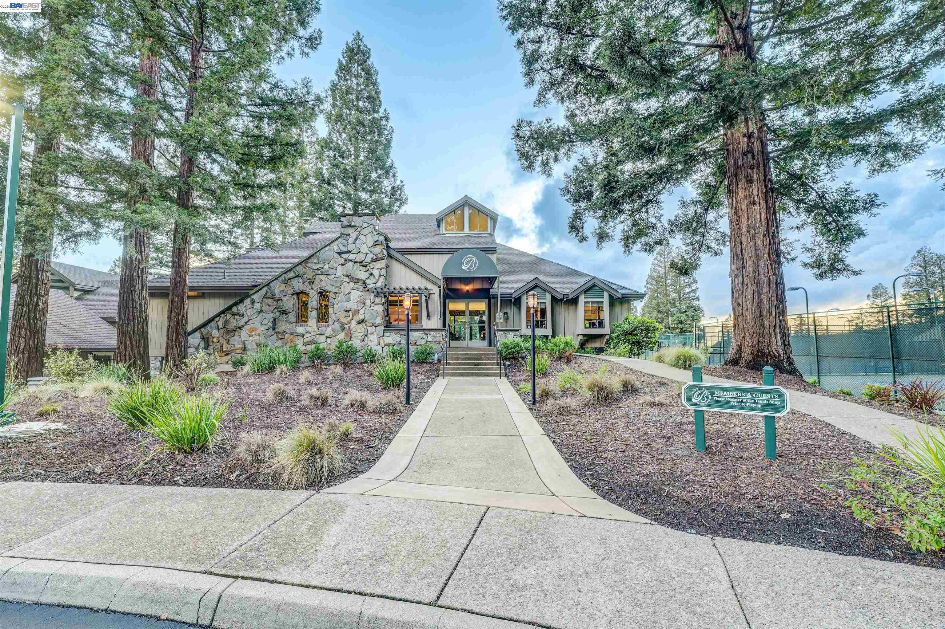 11 Tennis Club Drive