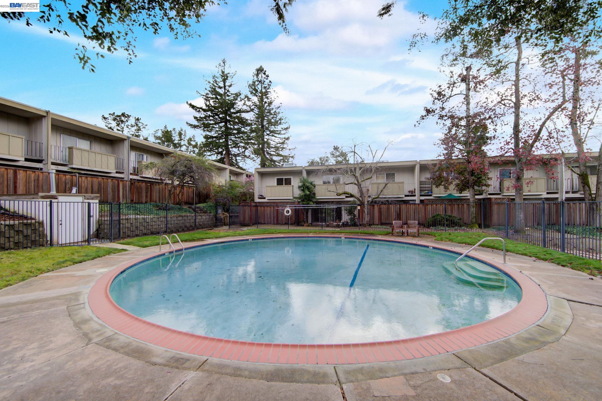 651 Moraga Road Unit: #5