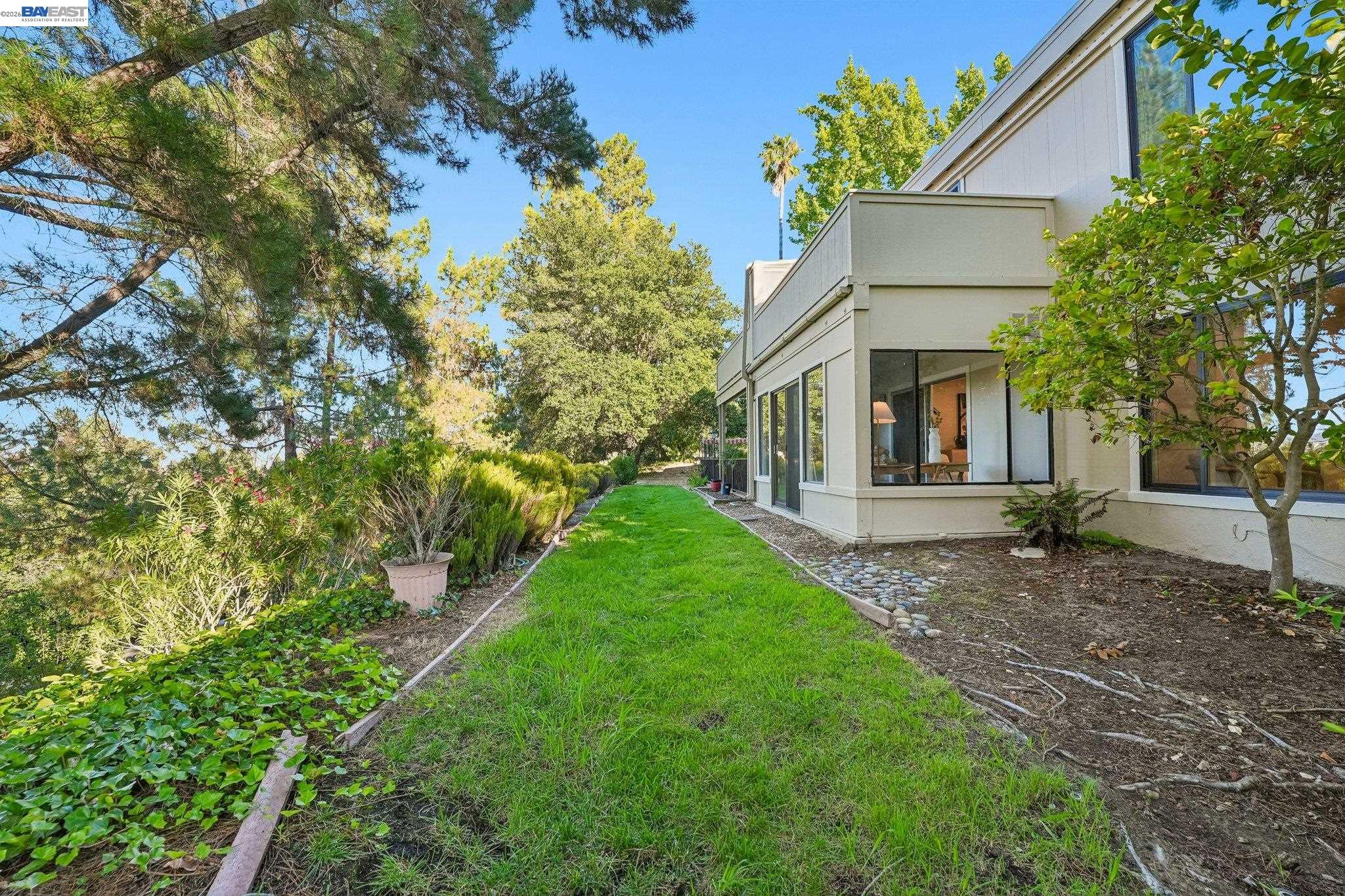 2749 Pine Knoll Drive # 2 Unit: #2