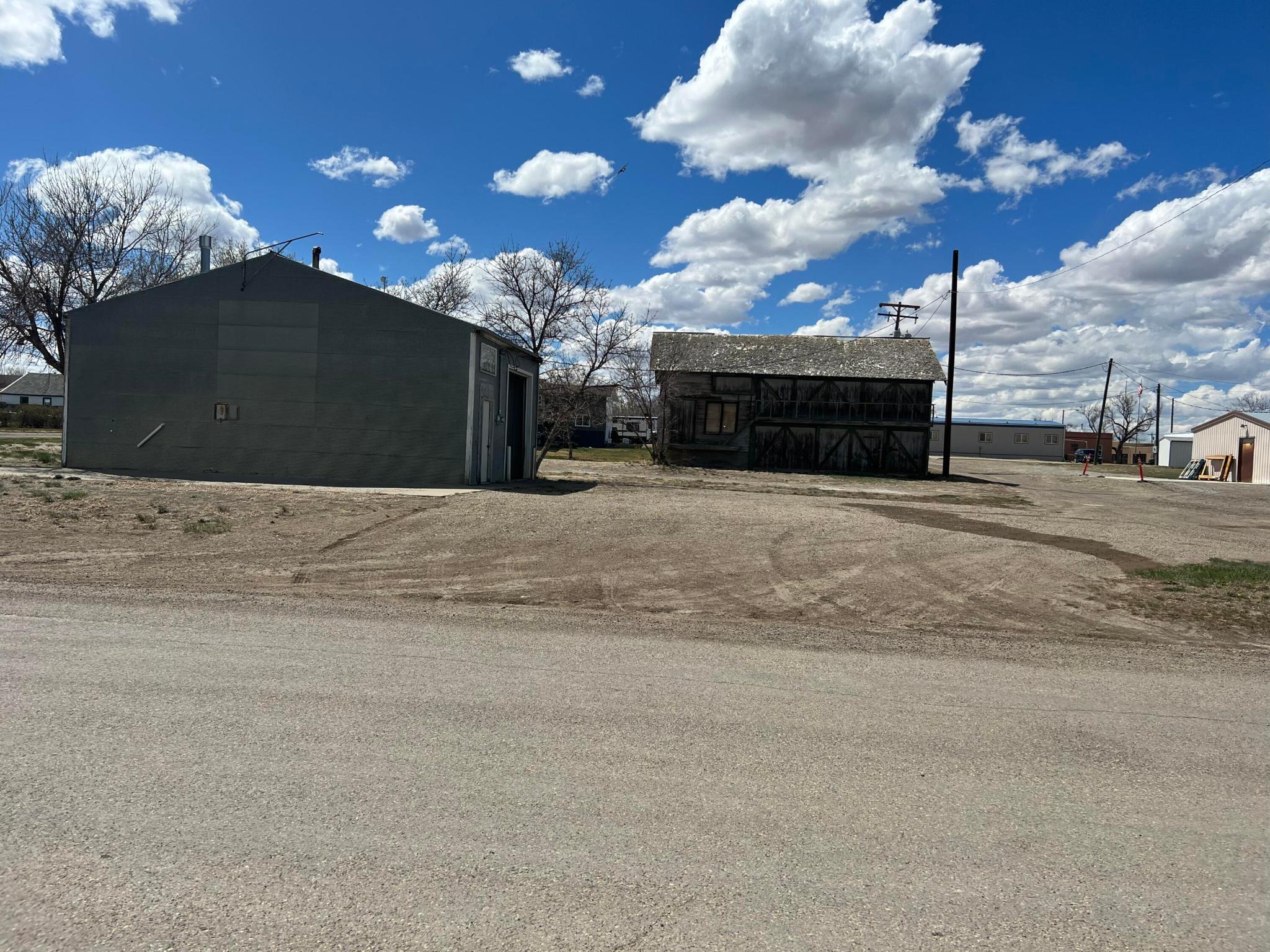 7 & 15 W Main Street