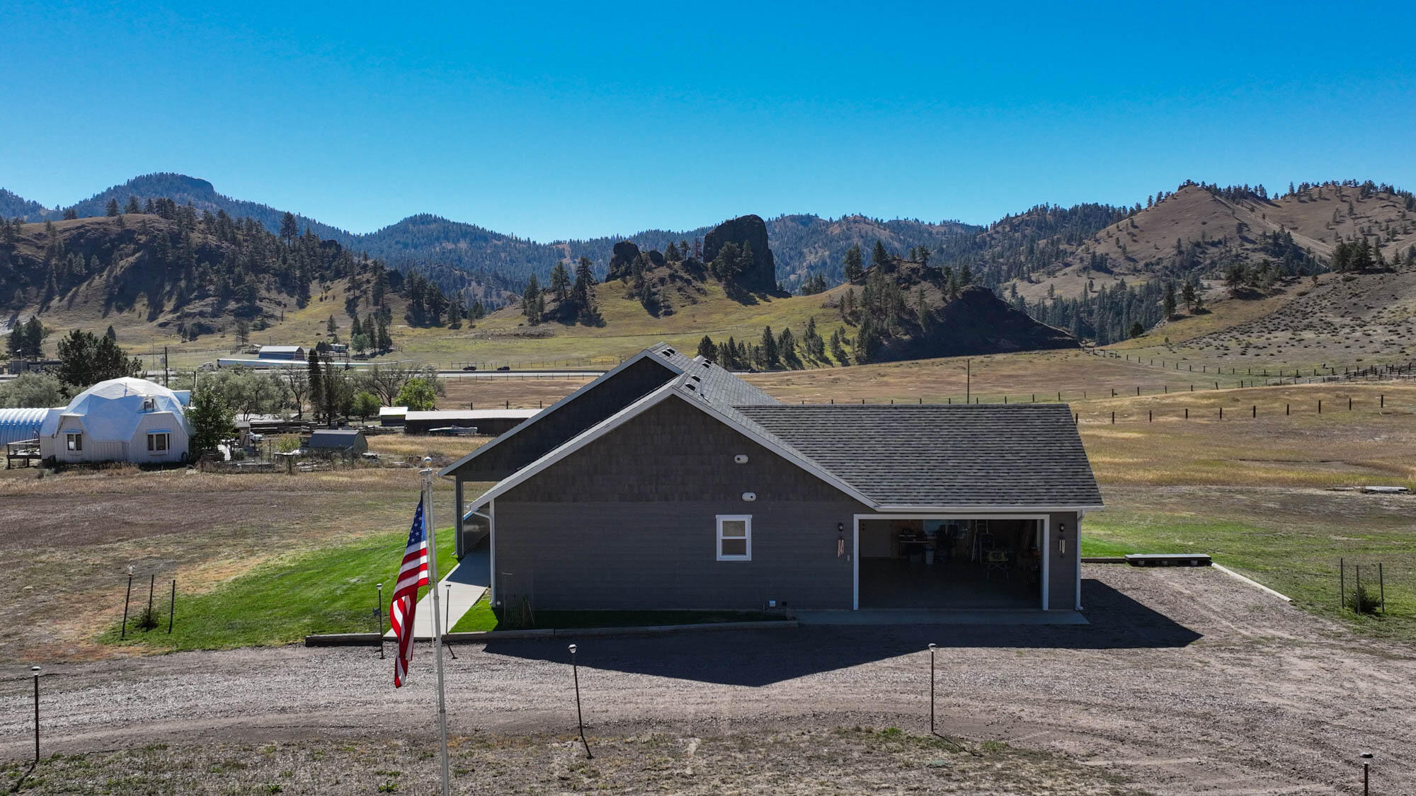 14 Eagle Rock Circle
