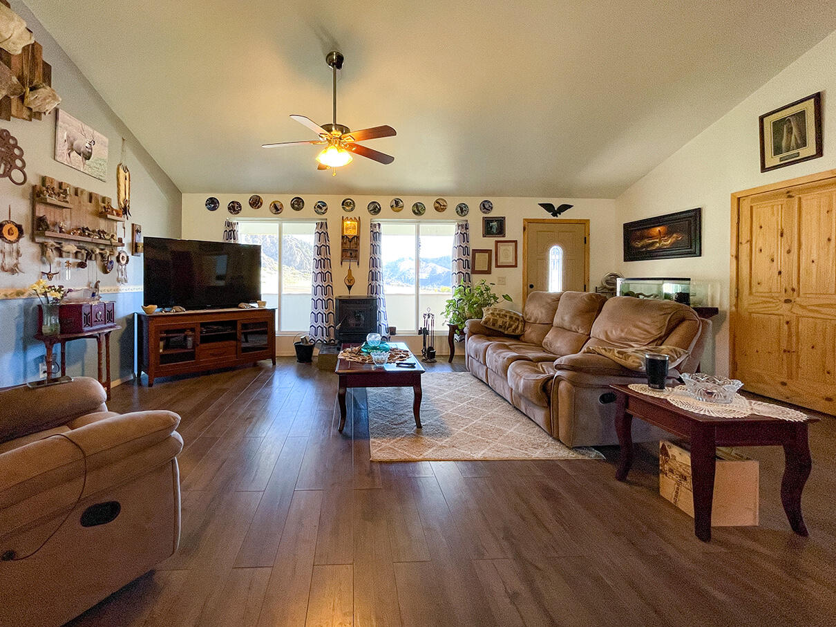 14 Eagle Rock Circle