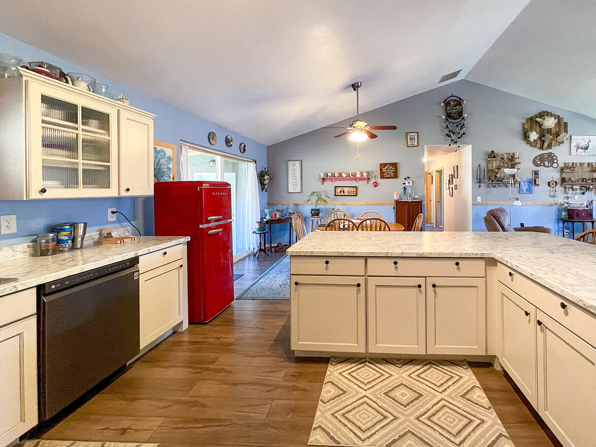 14 Eagle Rock Circle