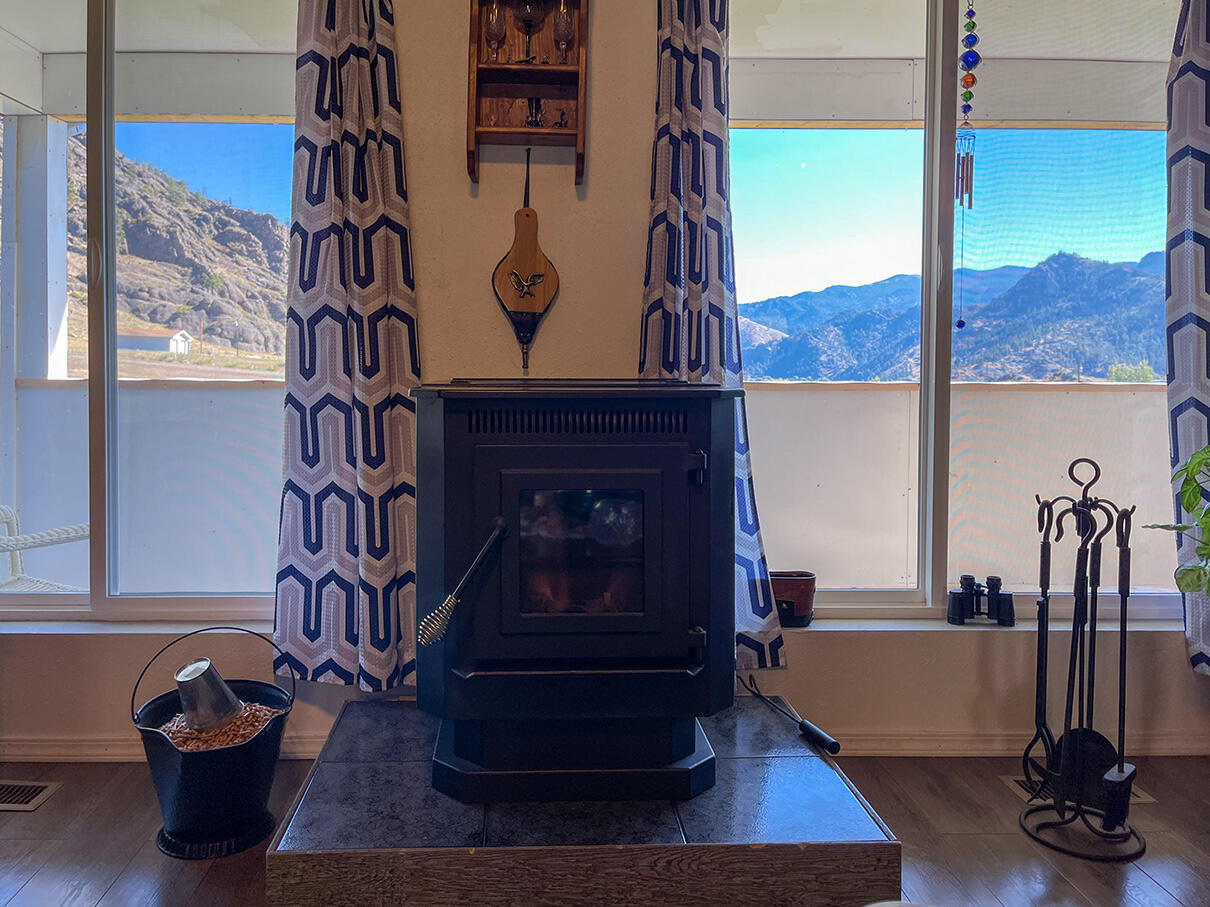 14 Eagle Rock Circle