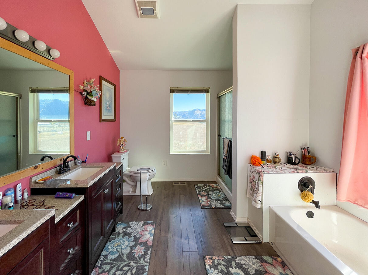 14 Eagle Rock Circle