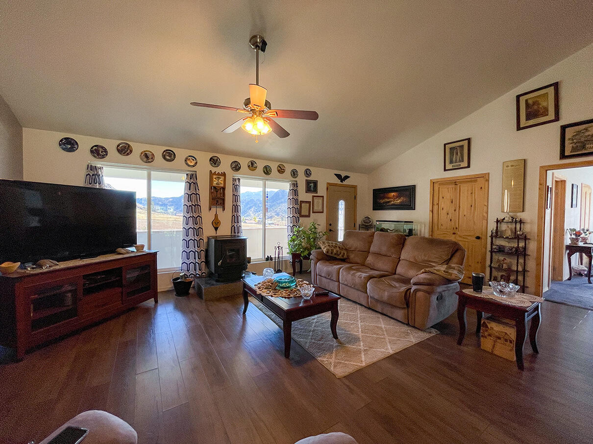 14 Eagle Rock Circle