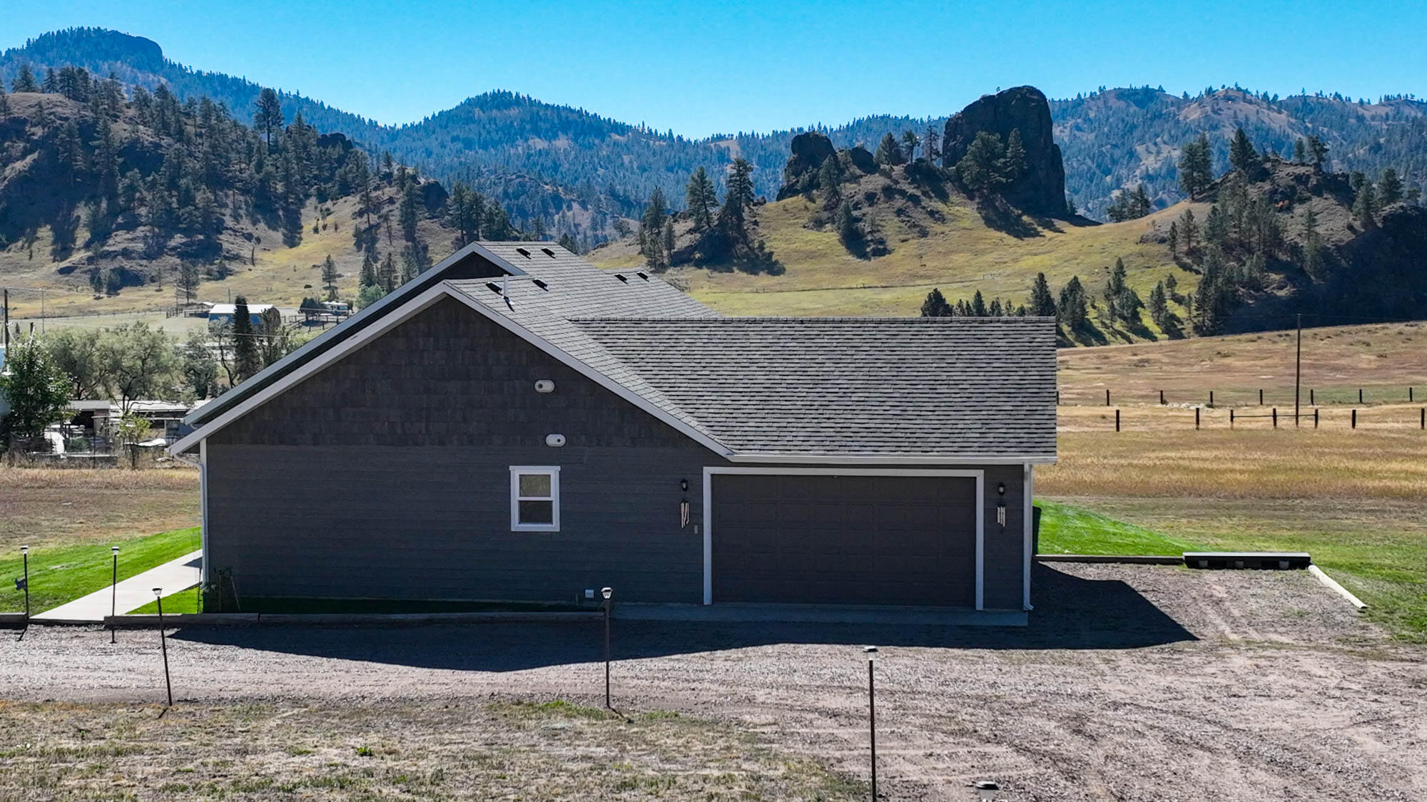 14 Eagle Rock Circle