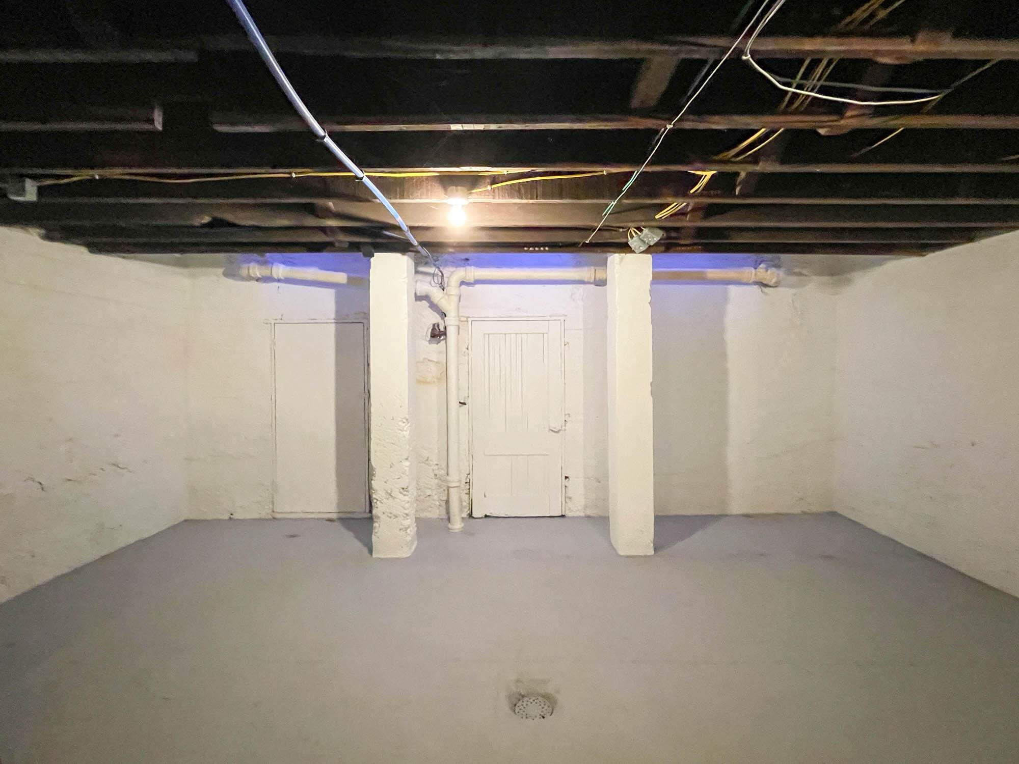 1512 Front Street