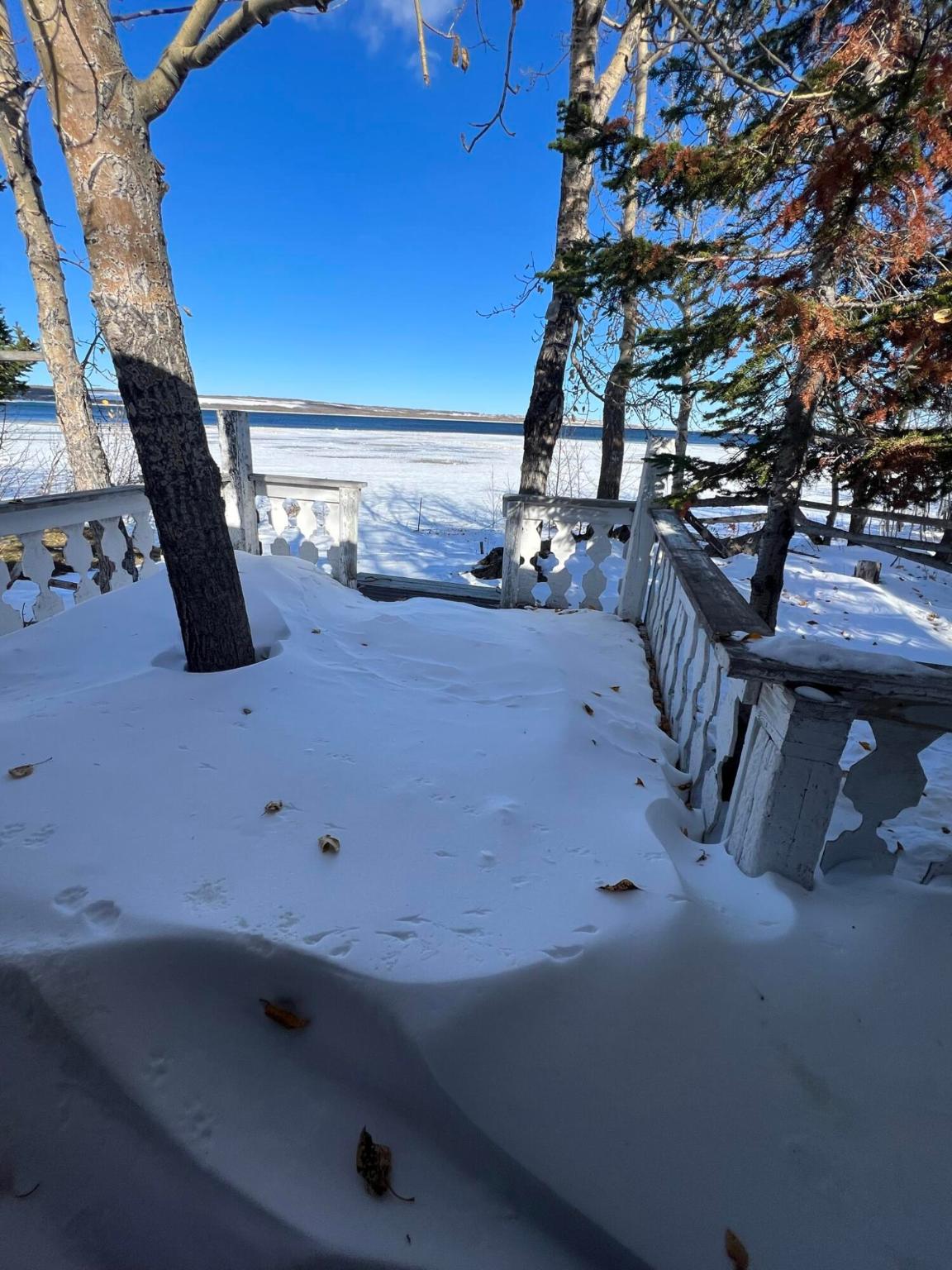56 W Shore Duck Lake Road