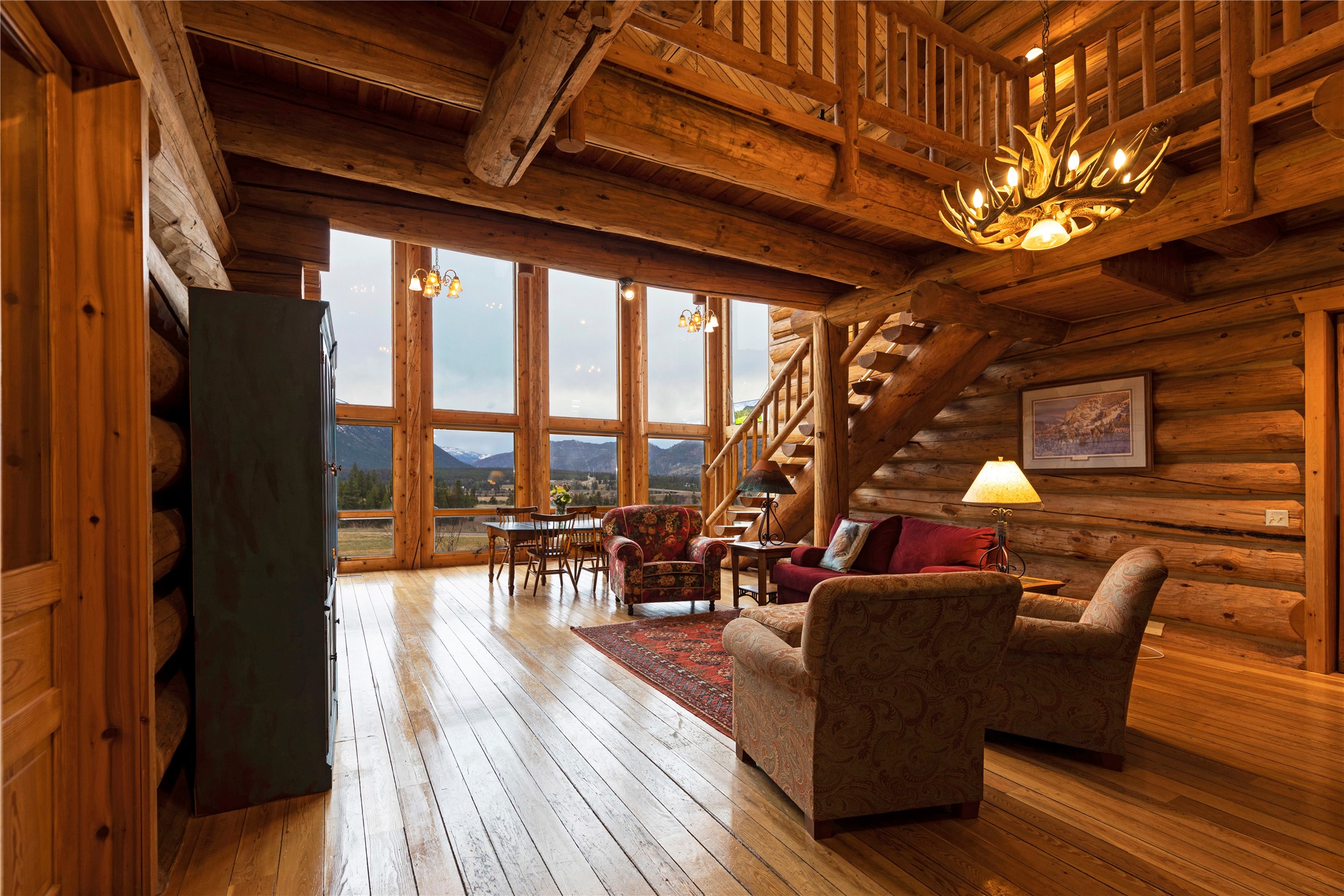 1484 Sawmill Gulch Road