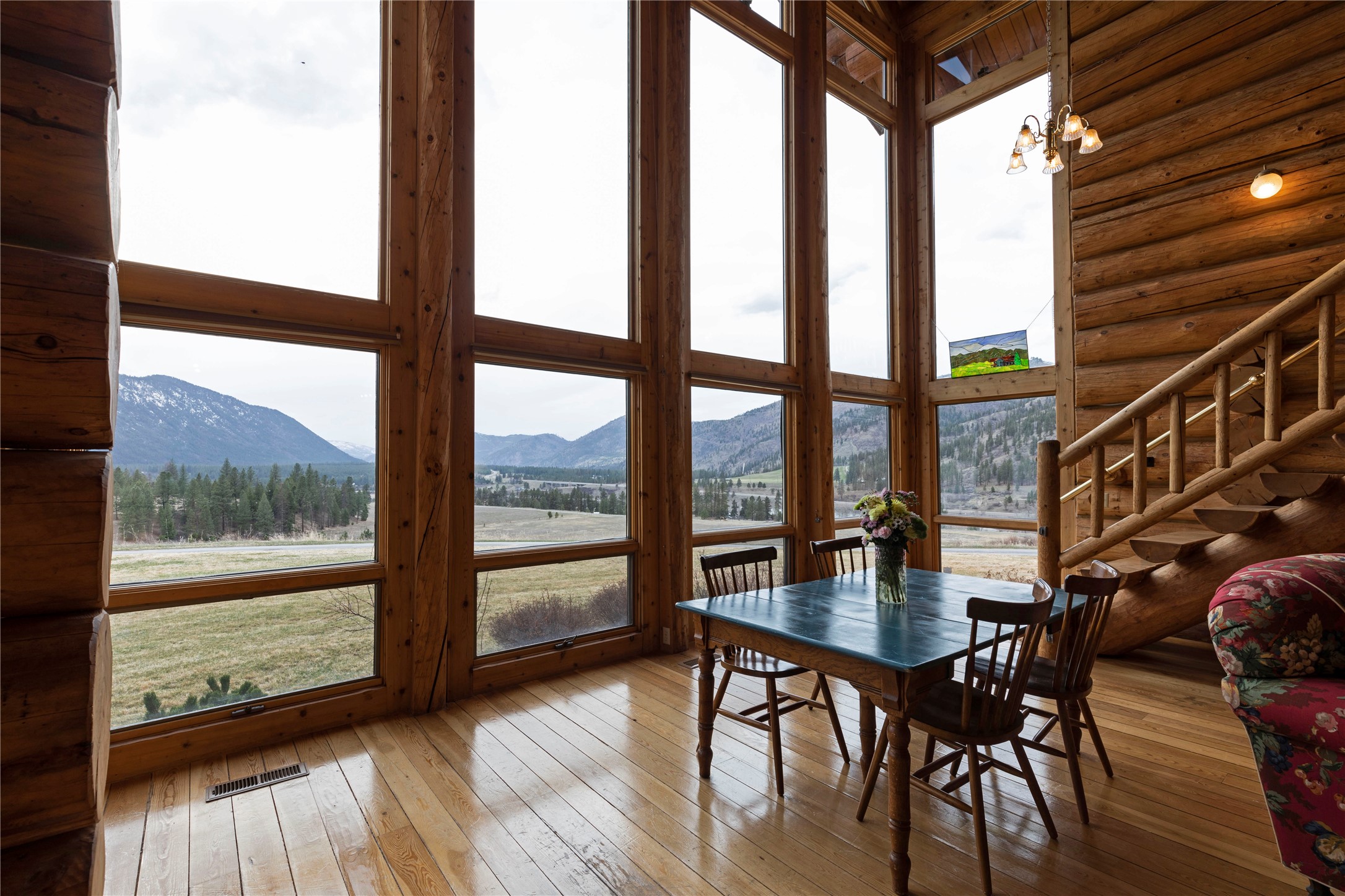 1484 Sawmill Gulch Road