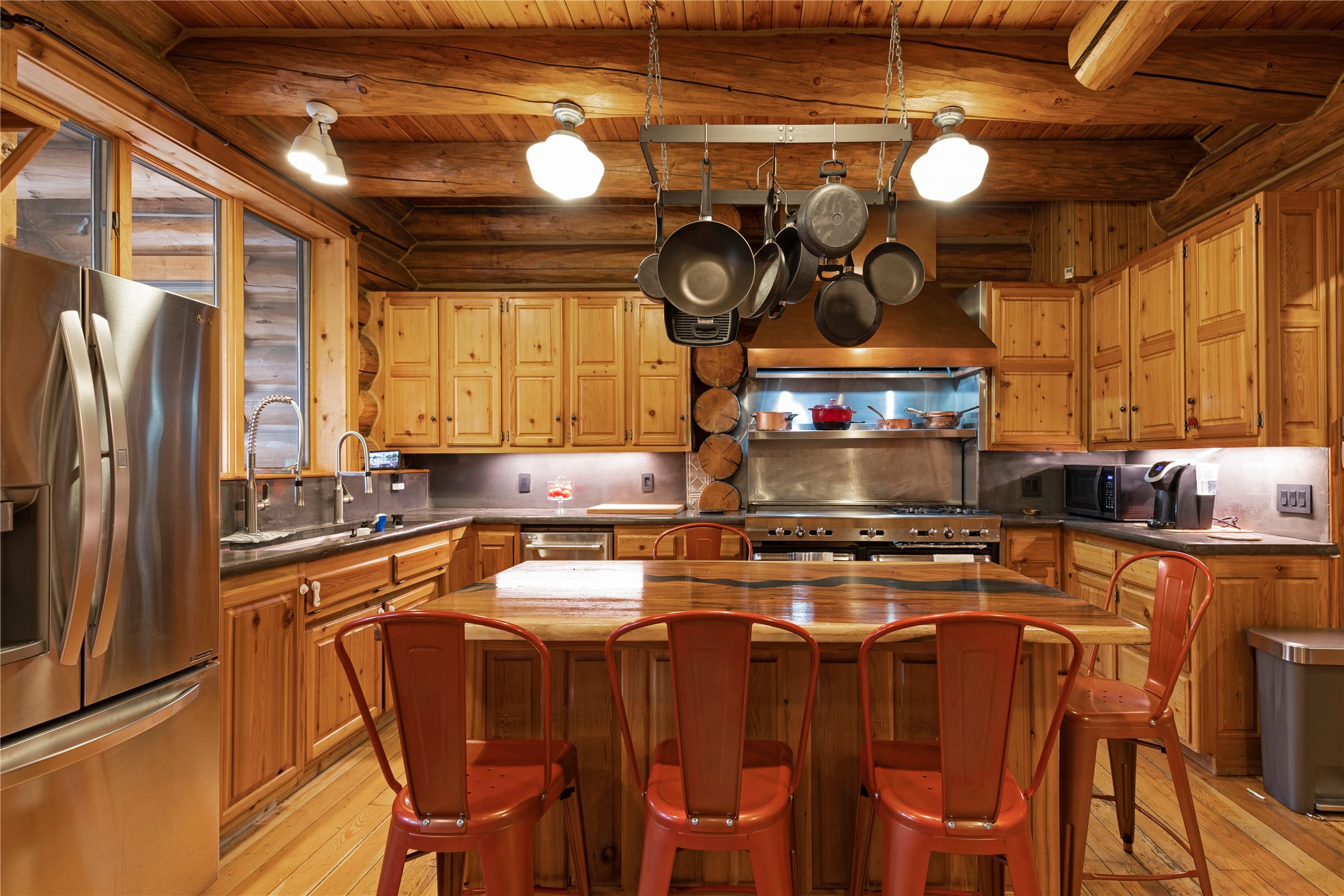 1484 Sawmill Gulch Road