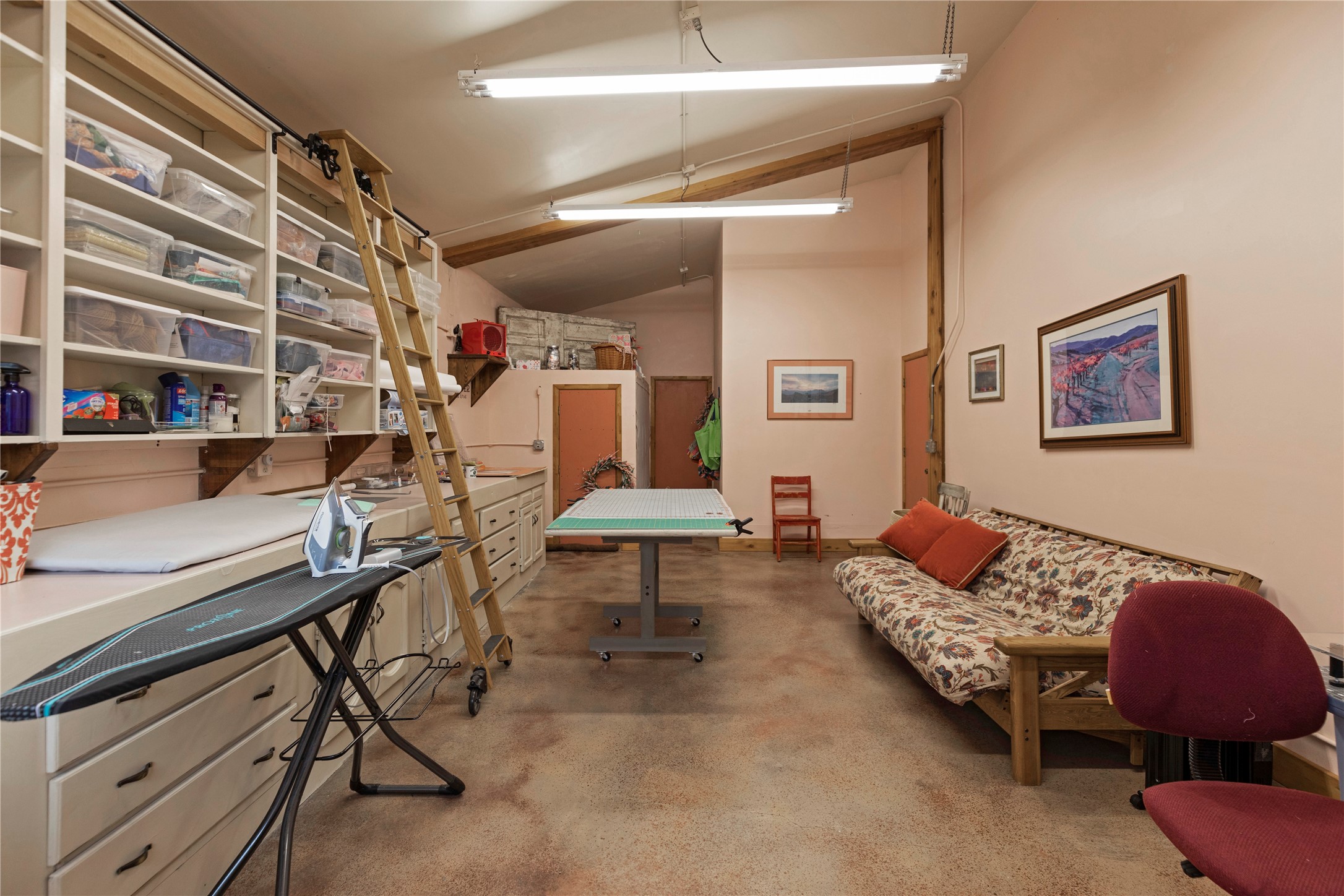1484 Sawmill Gulch Road