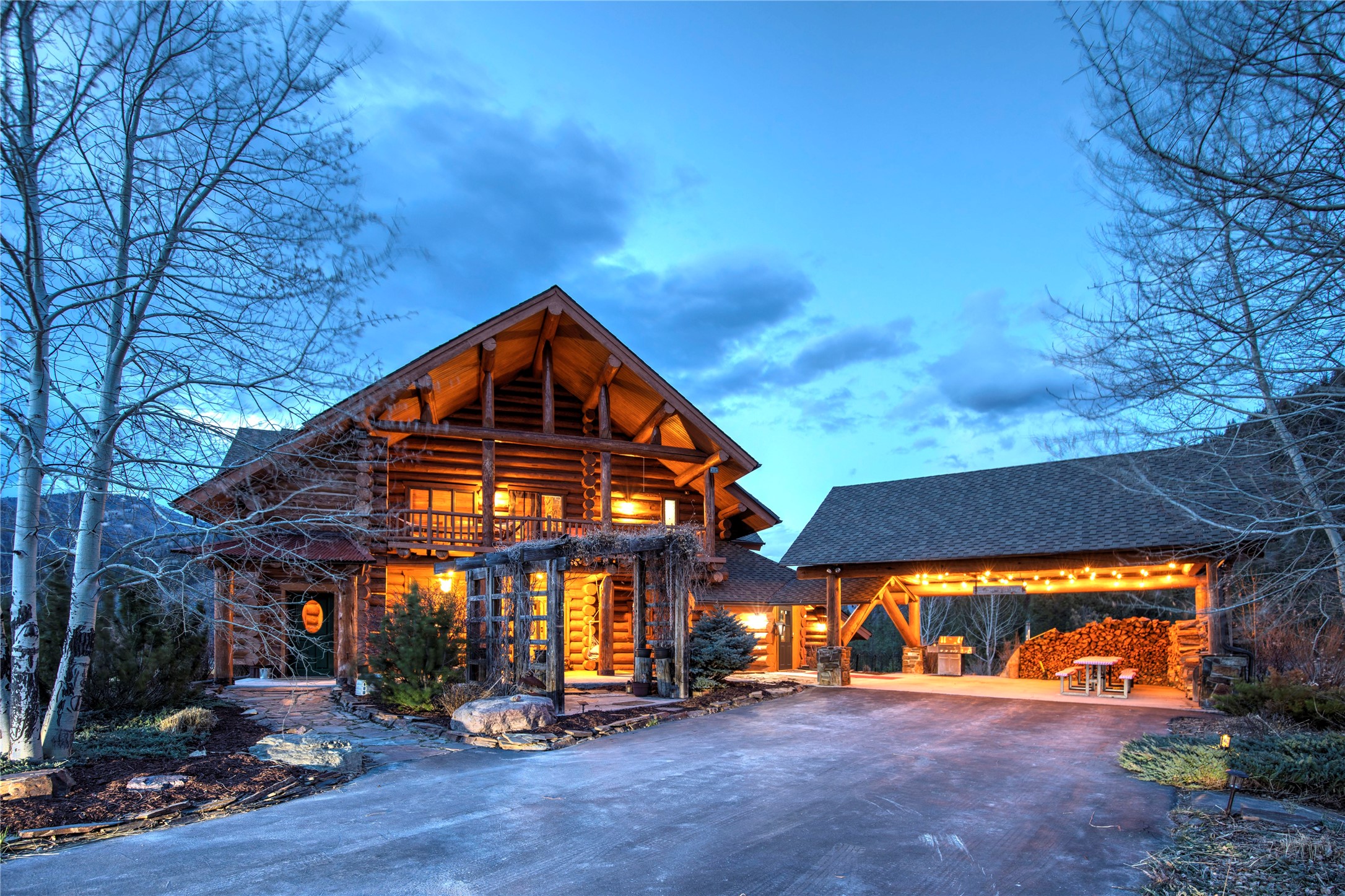1484 Sawmill Gulch Road