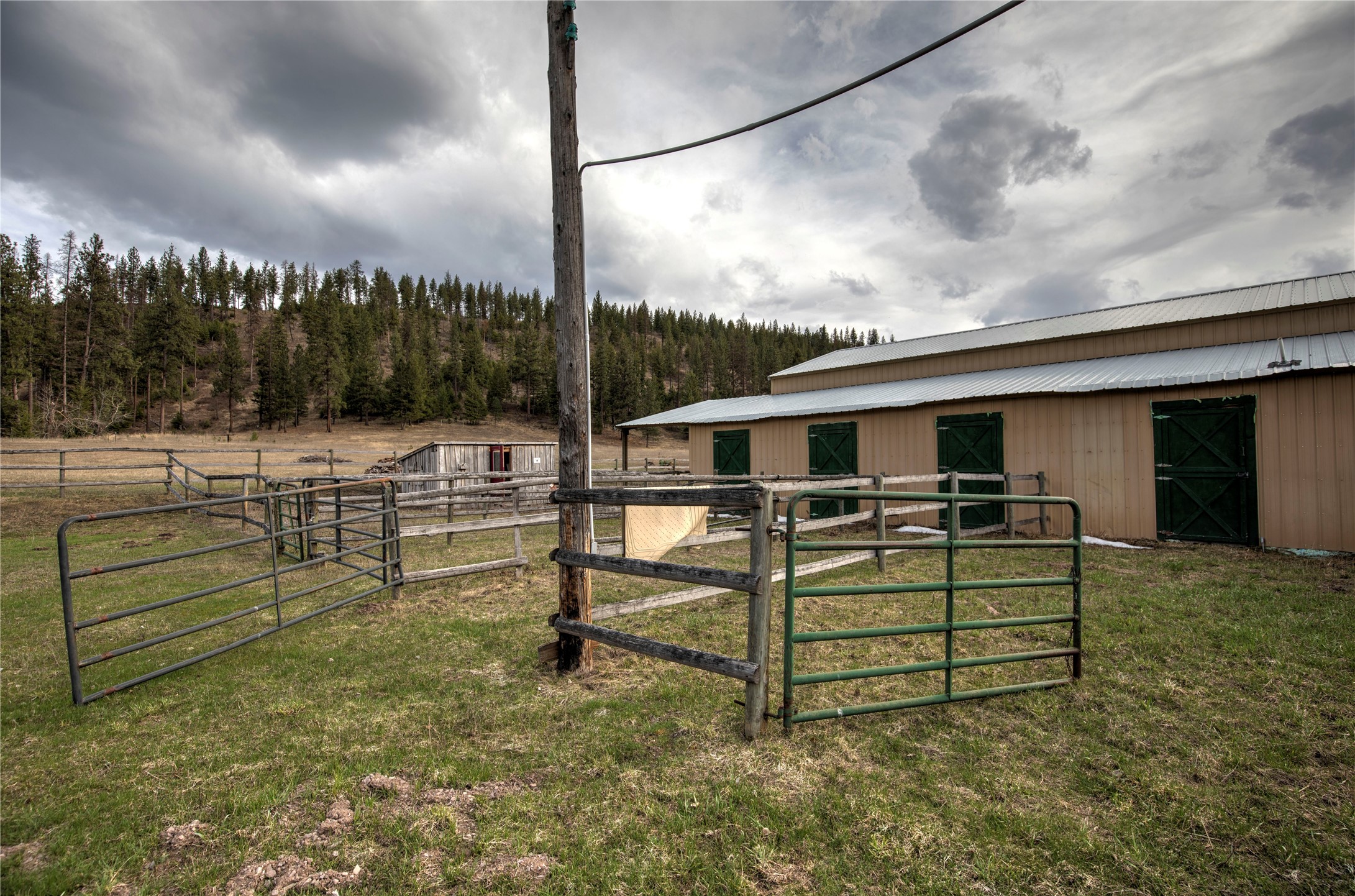 1484 Sawmill Gulch Road