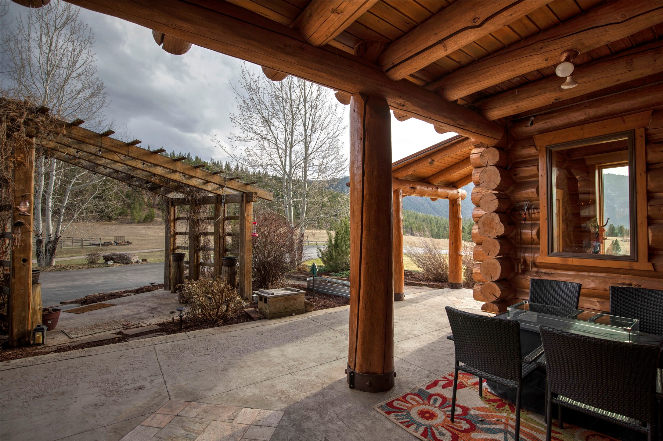 1484 Sawmill Gulch Road