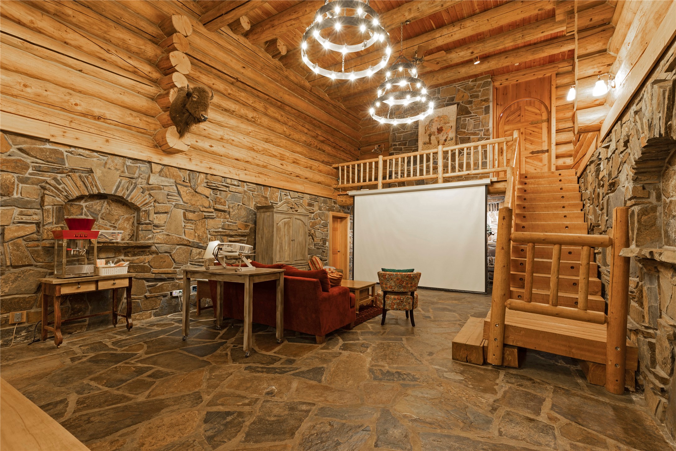 1484 Sawmill Gulch Road