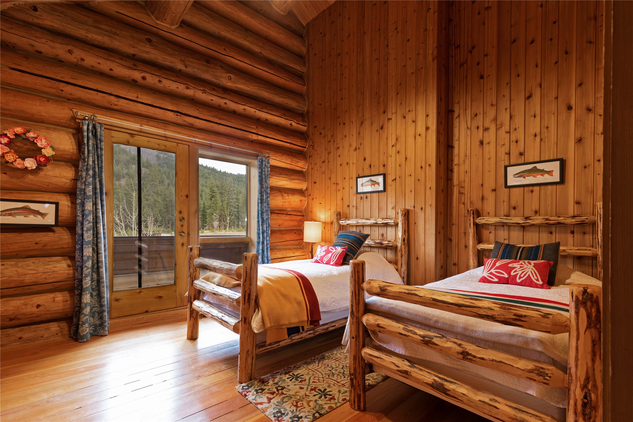 1484 Sawmill Gulch Road