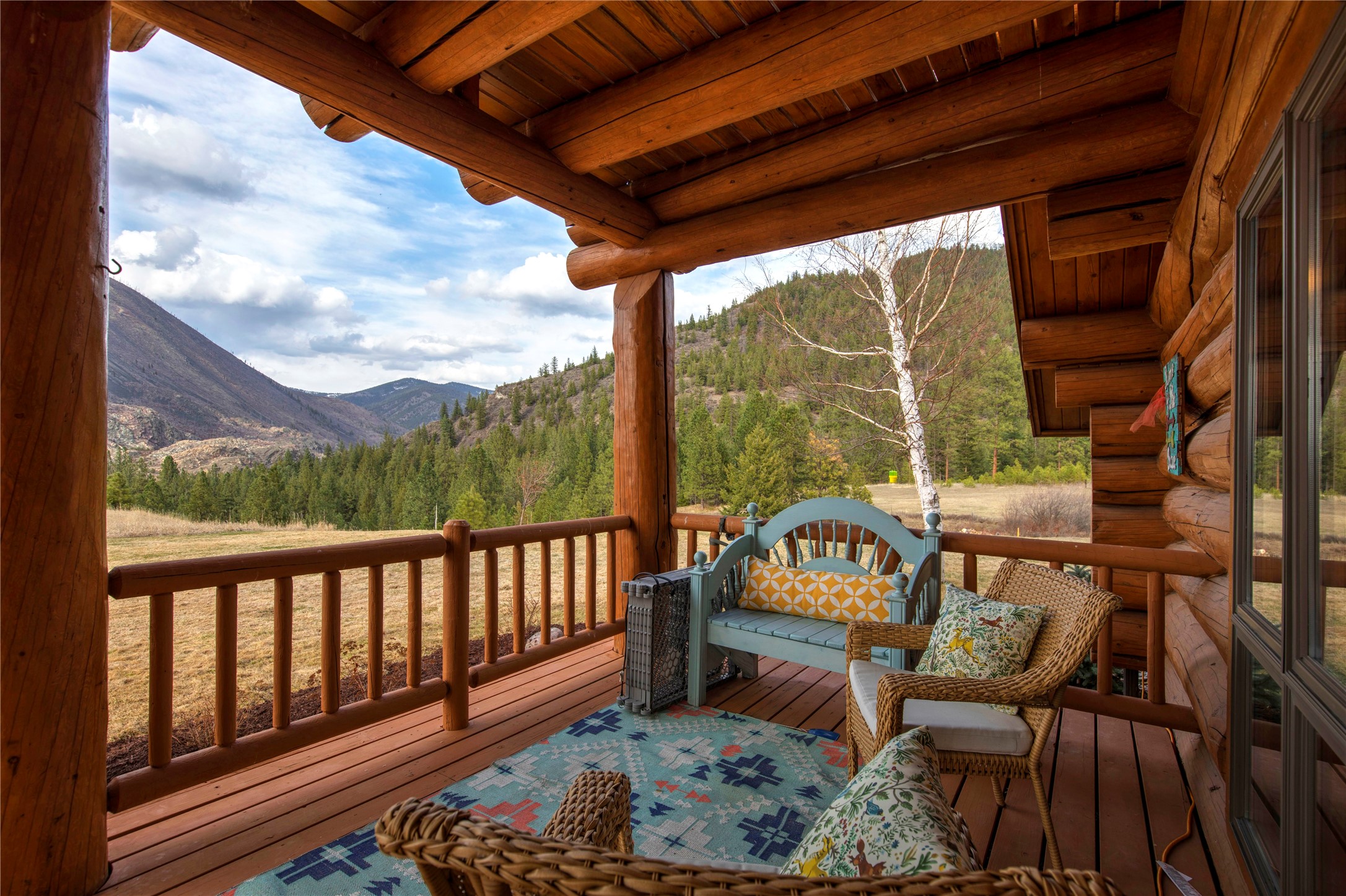 1484 Sawmill Gulch Road