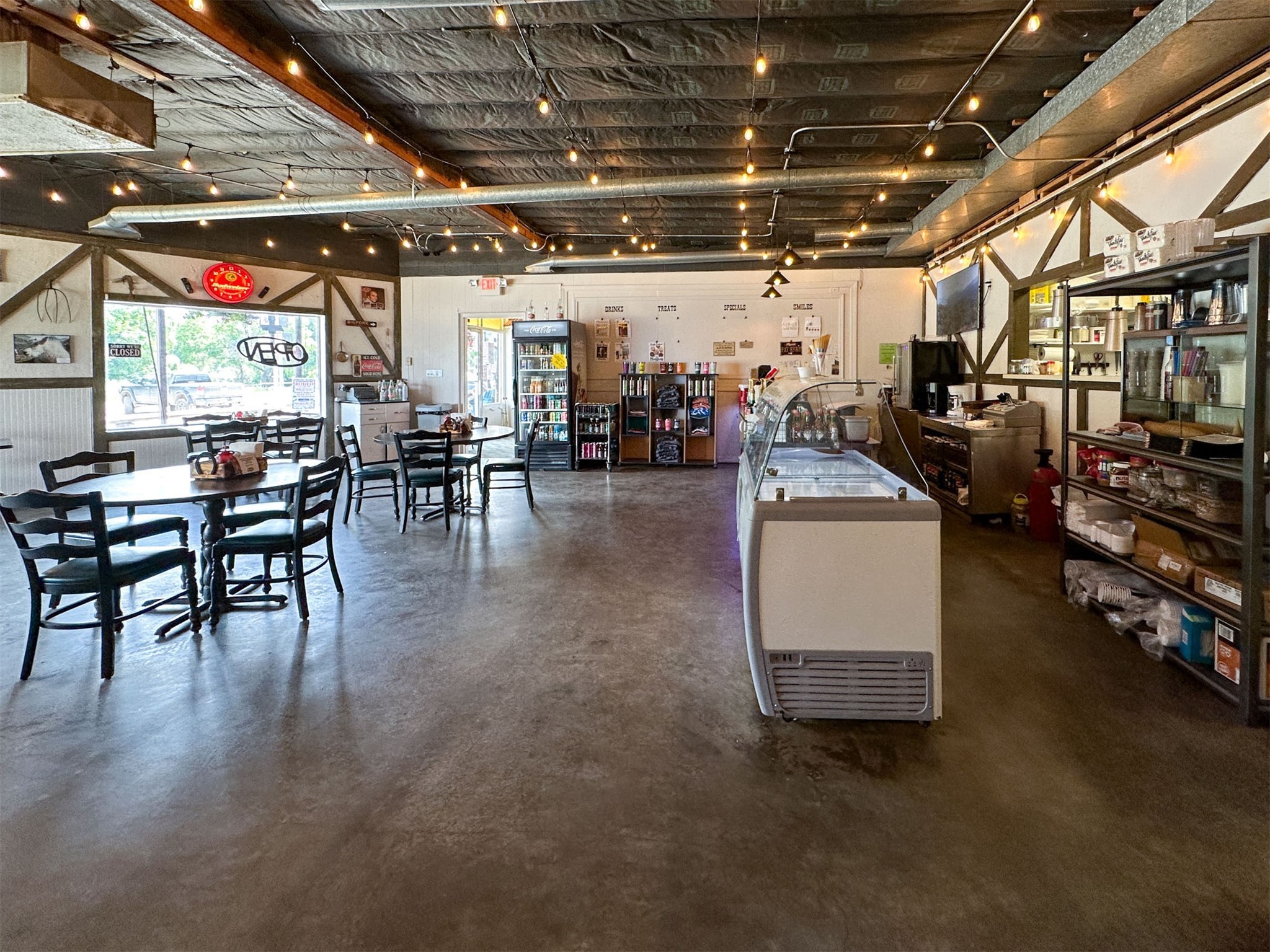 956 N Us Highway 287