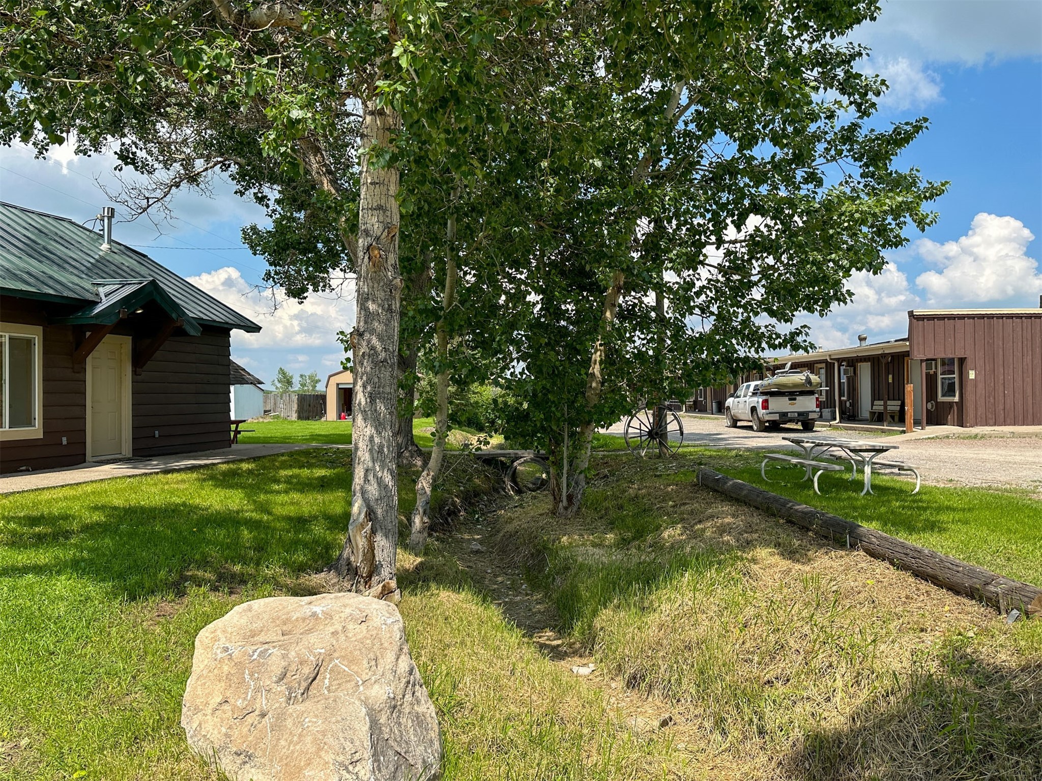 956 N Us Highway 287
