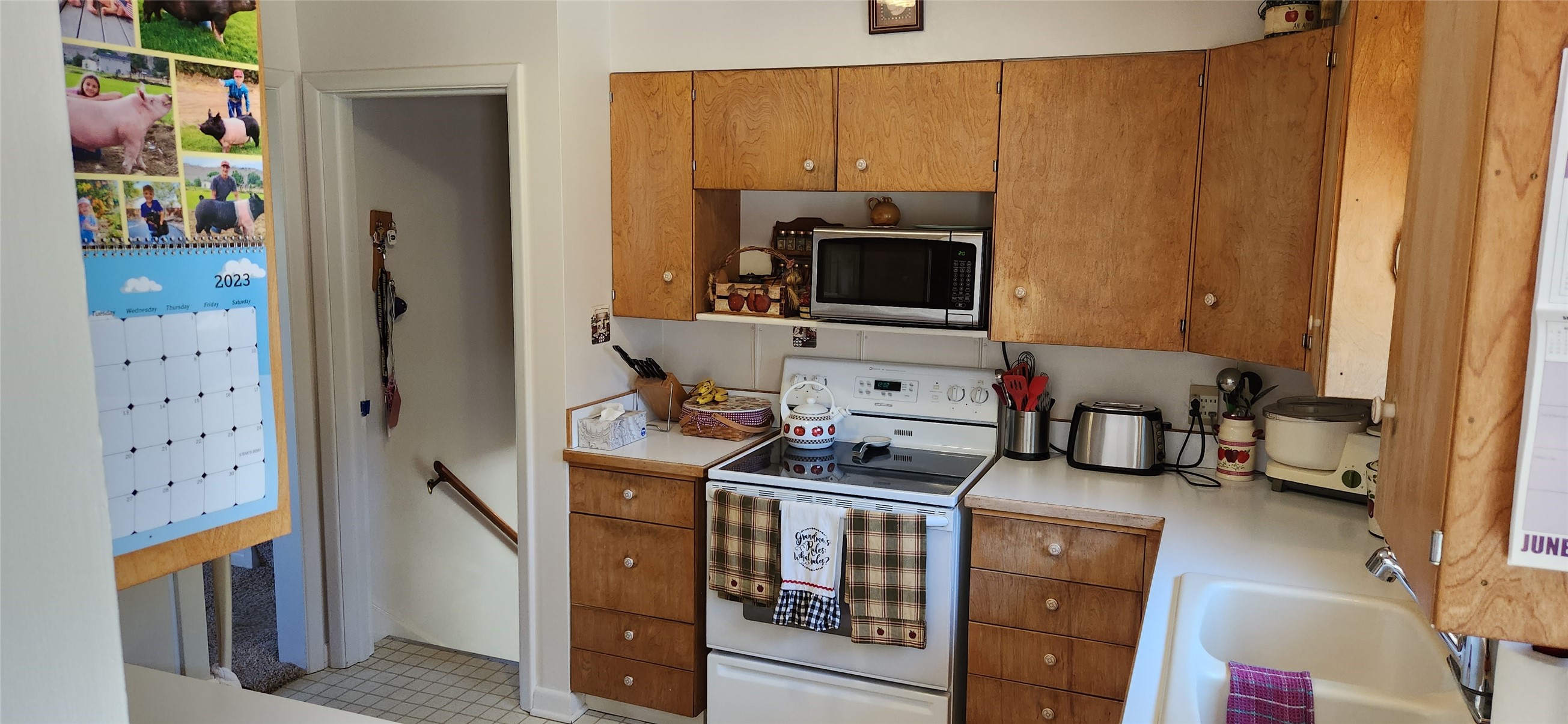 109 9th Avenue SE