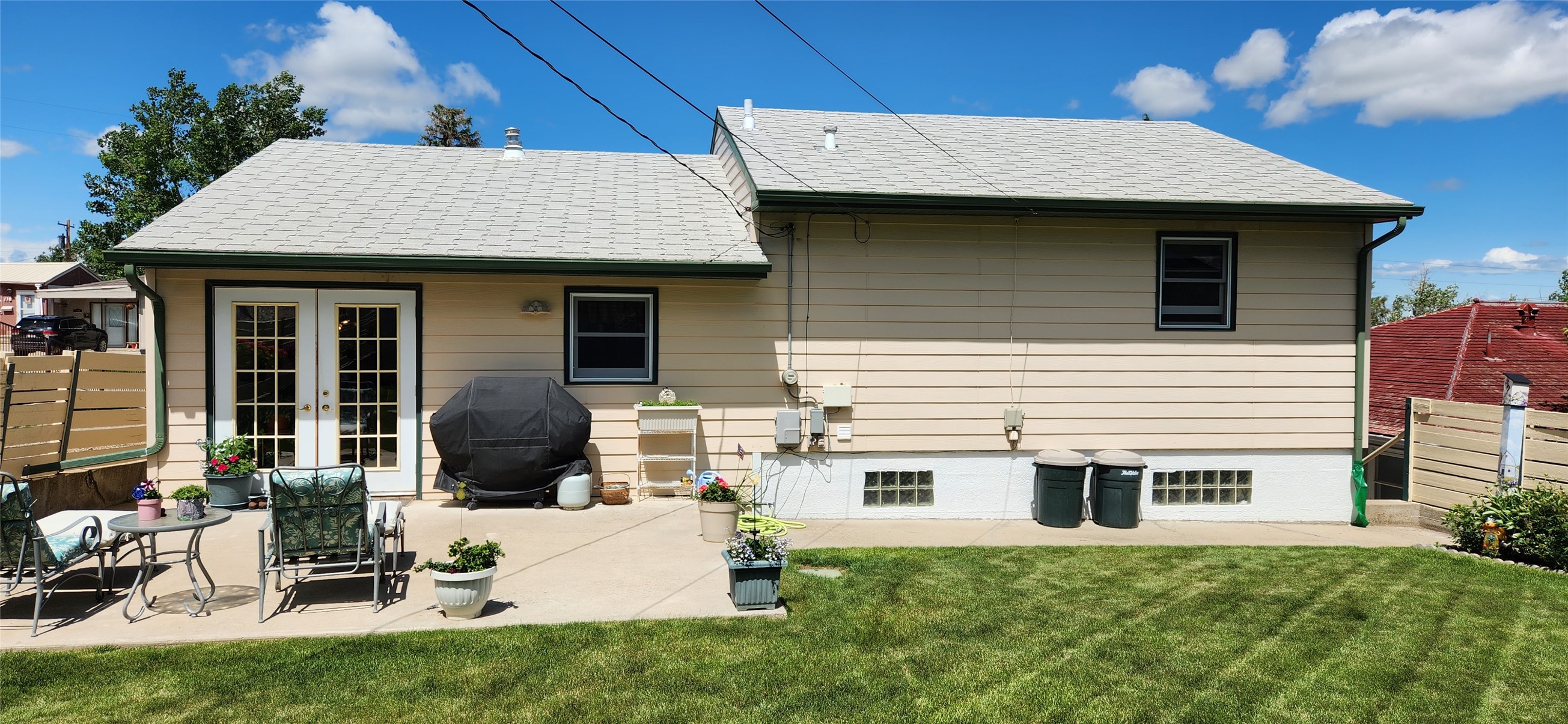 109 9th Avenue SE