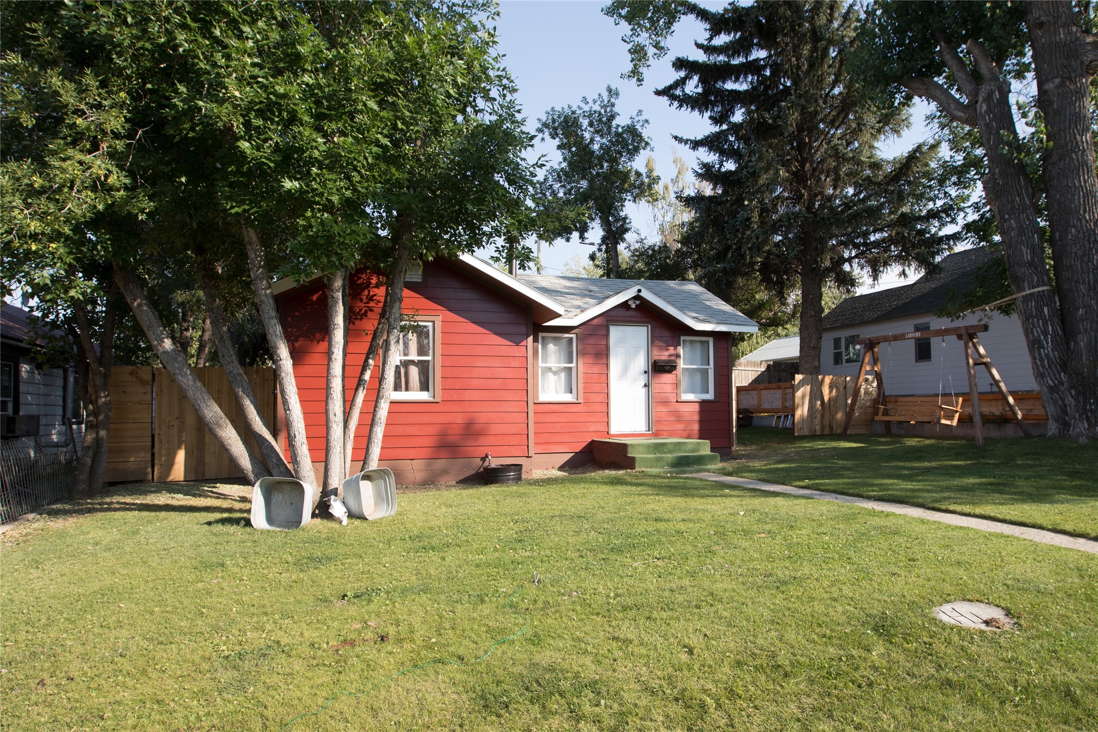 29 8th Avenue SE