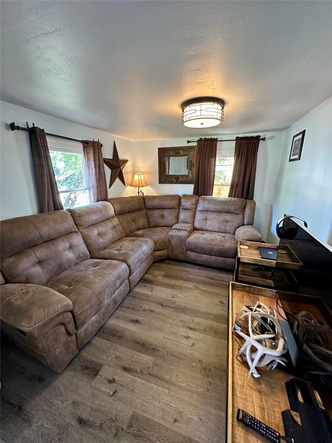 29 8th Avenue SE