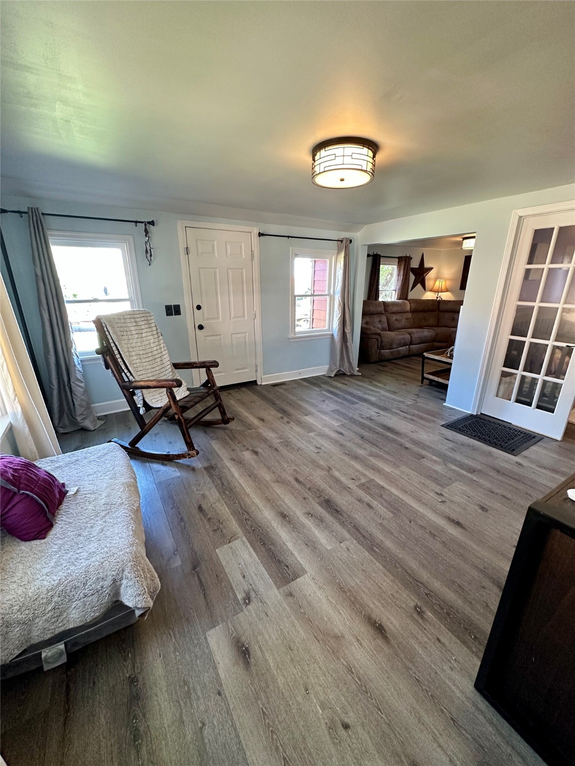 29 8th Avenue SE