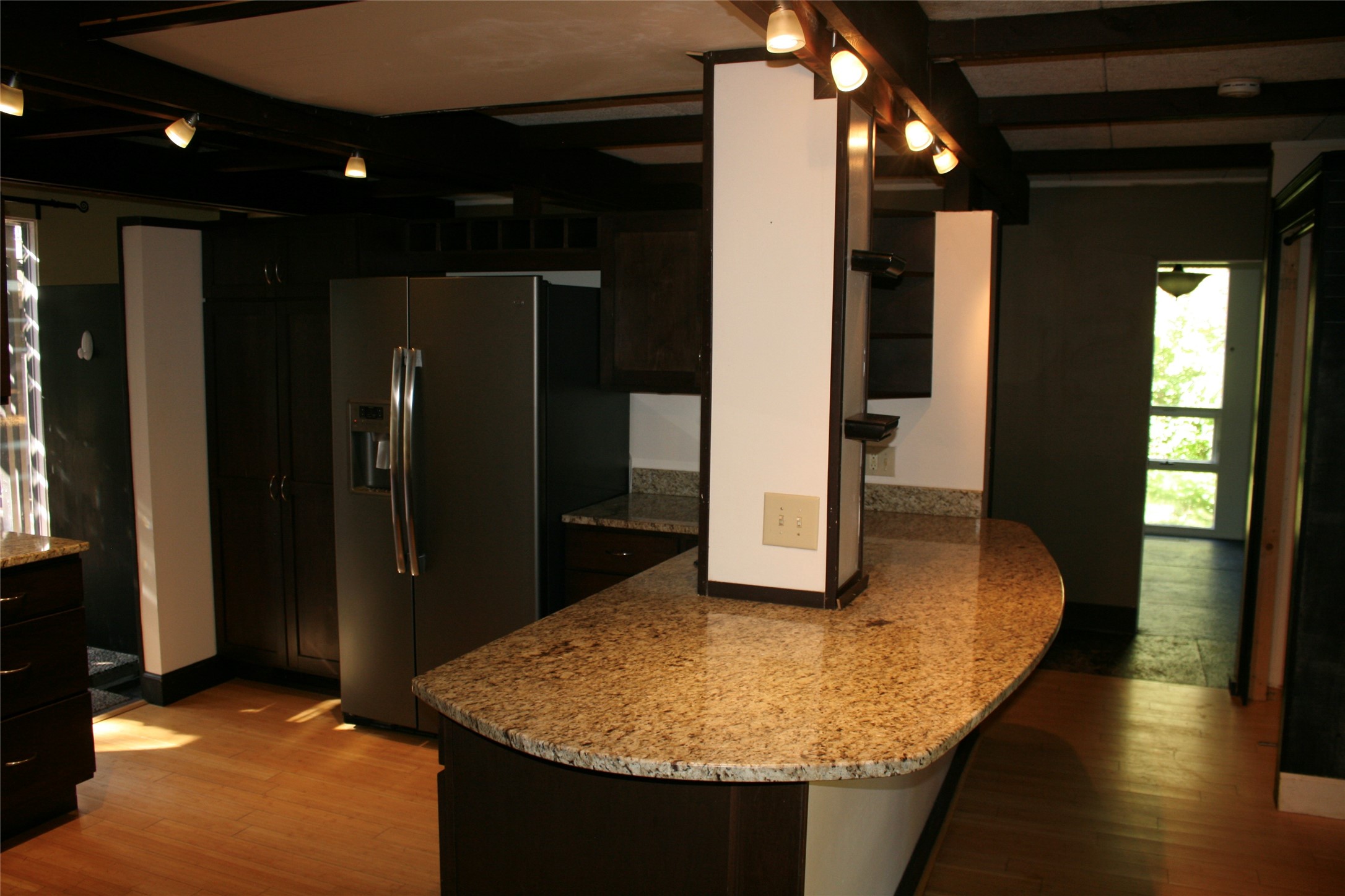407 Riverview Court