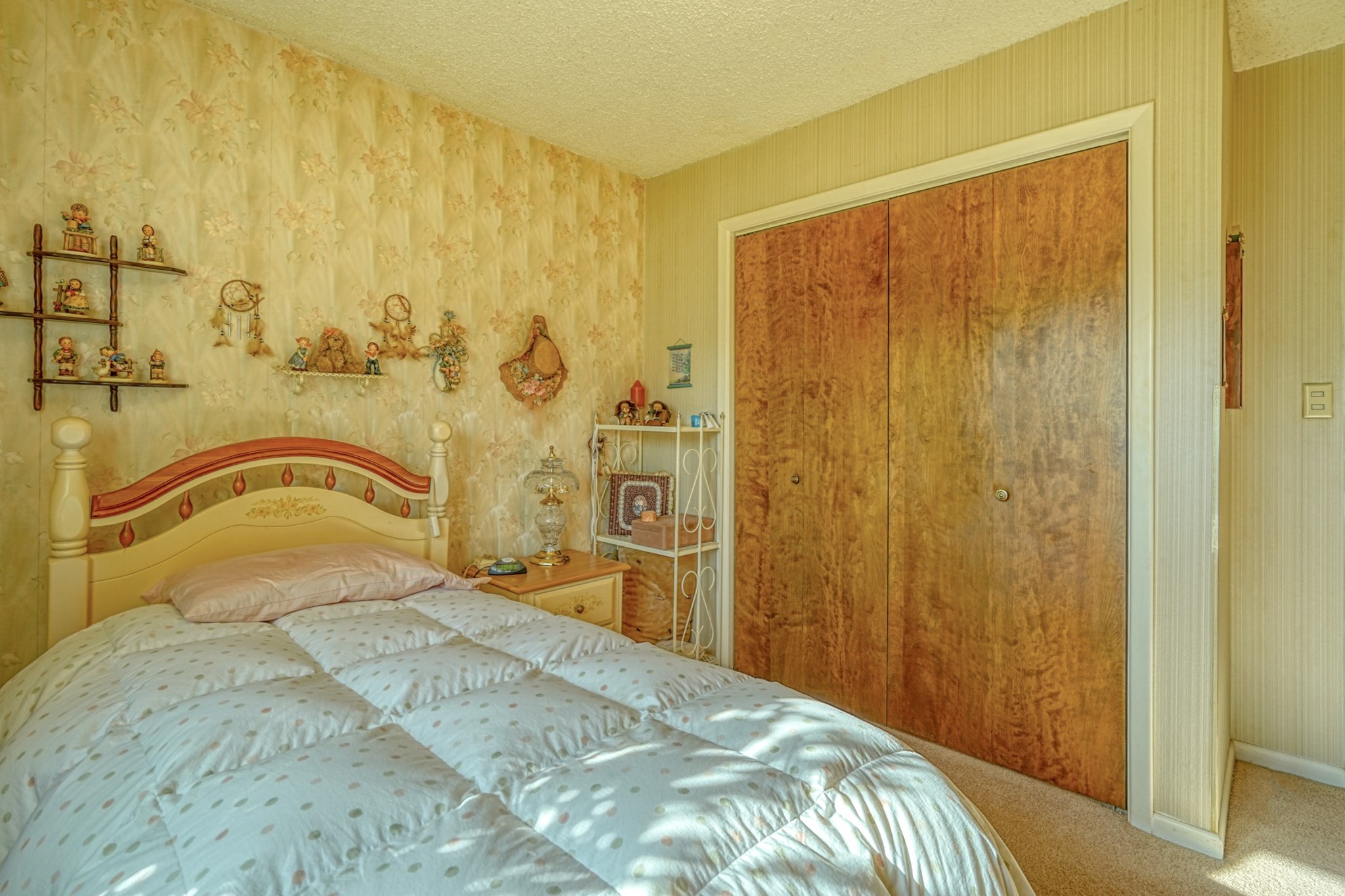 420 Mountain View Boulevard