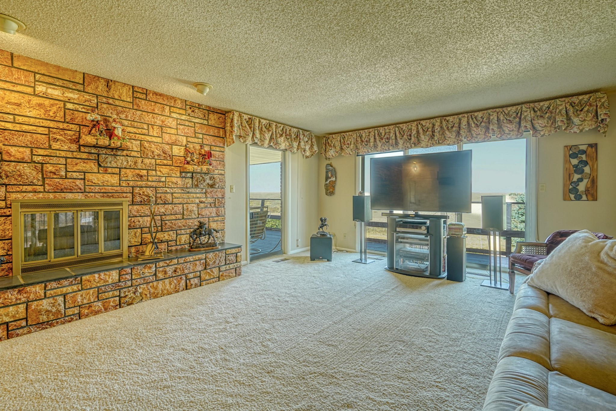 420 Mountain View Boulevard