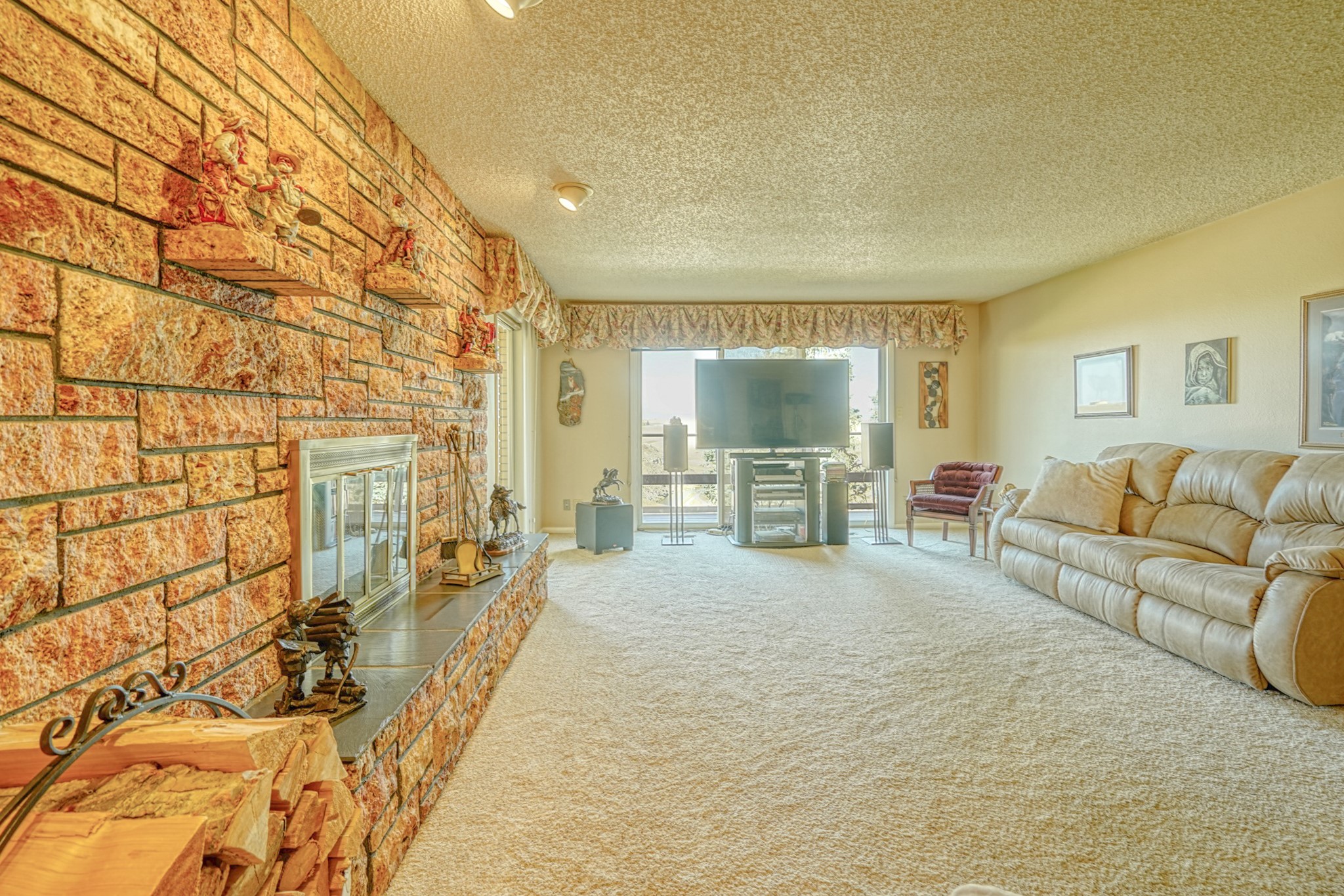 420 Mountain View Boulevard