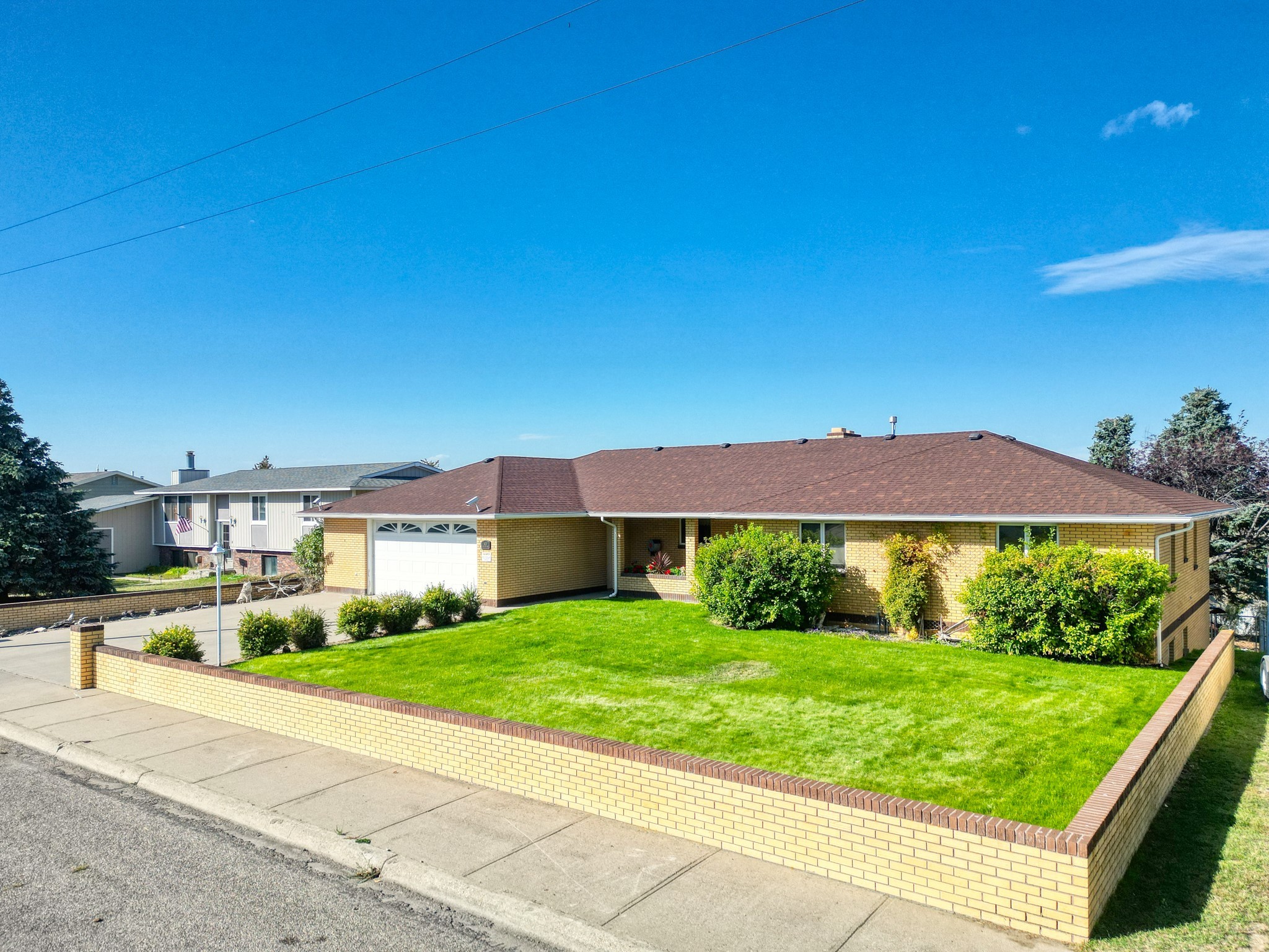 420 Mountain View Boulevard