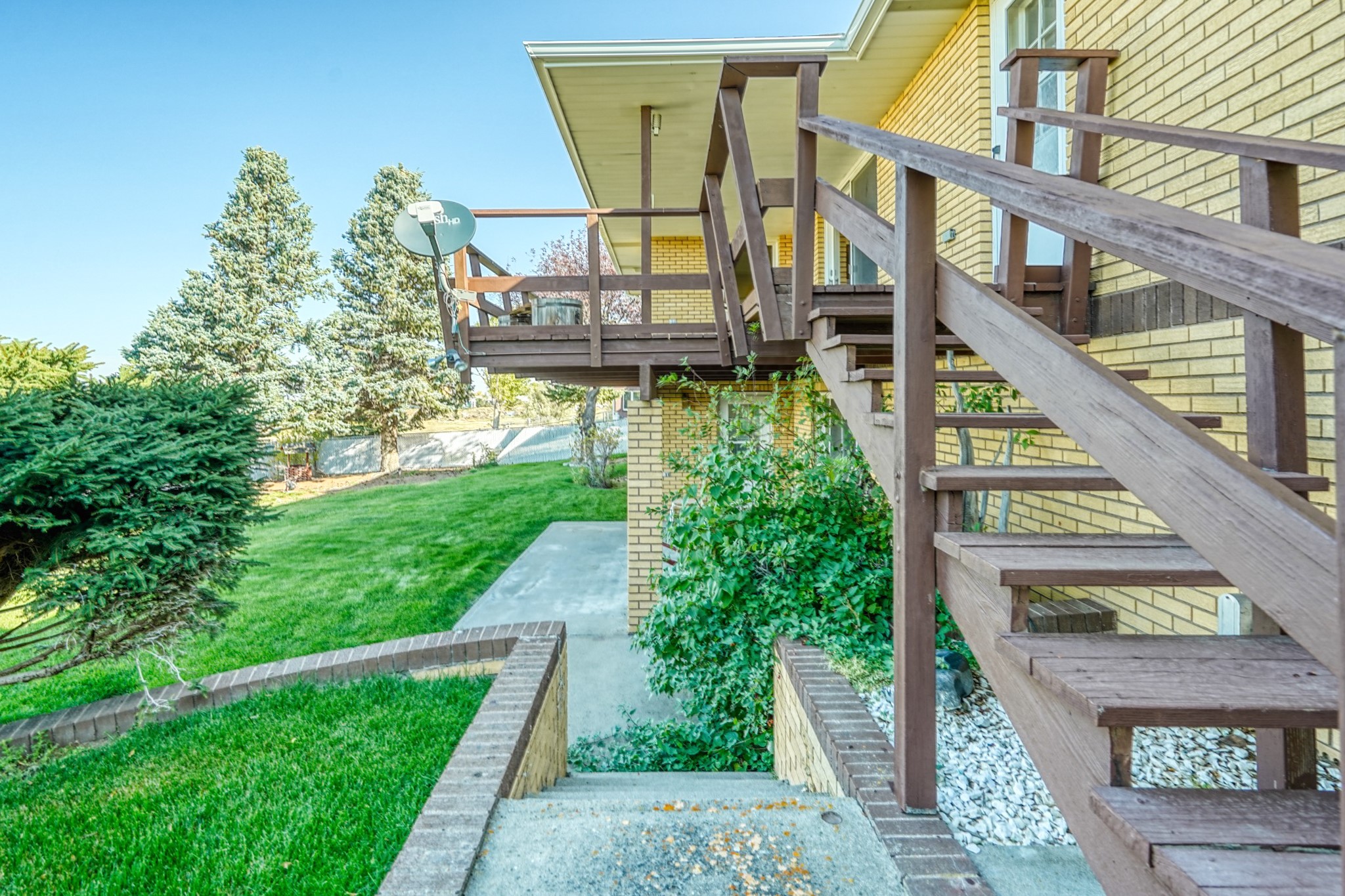 420 Mountain View Boulevard