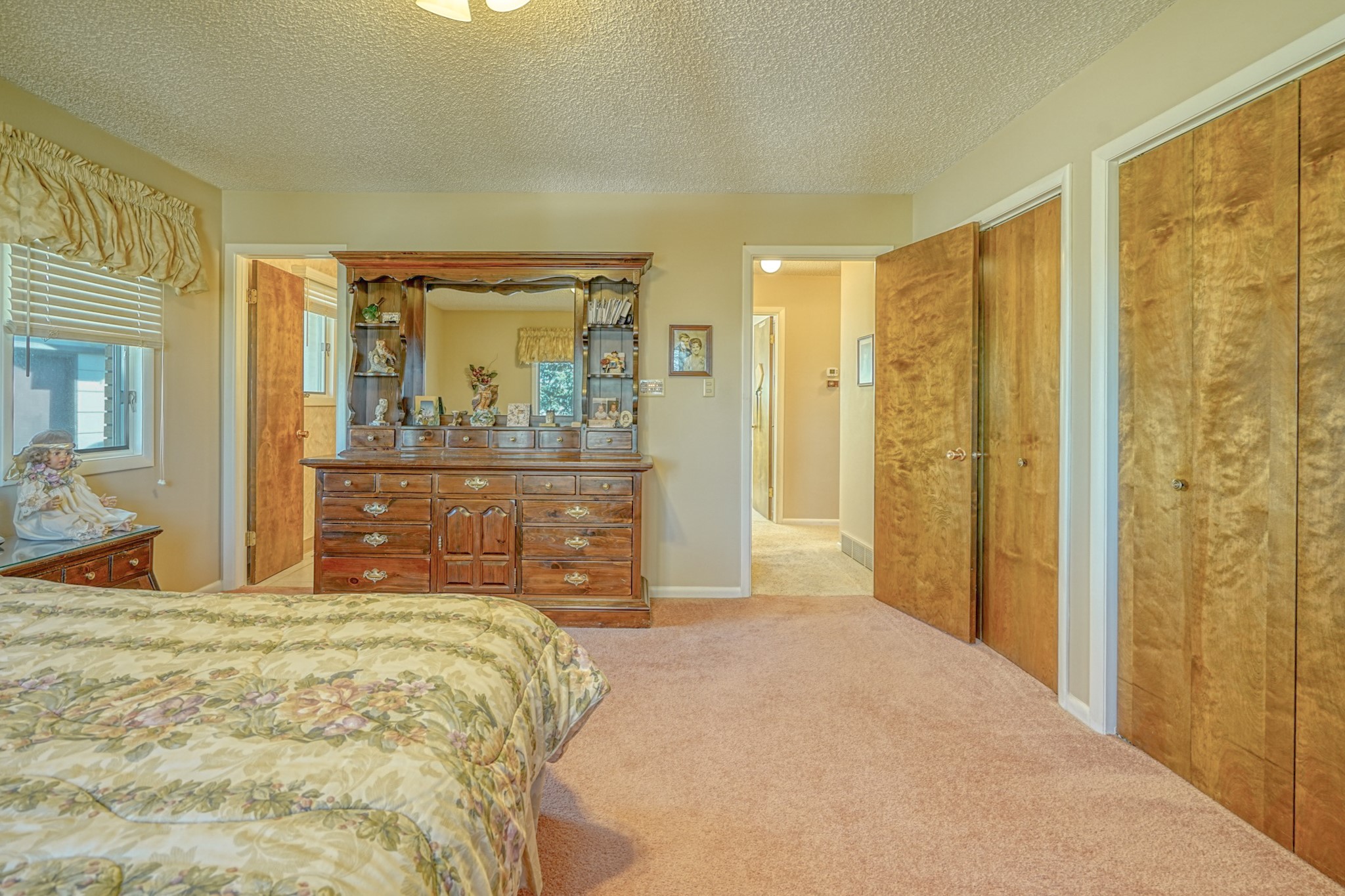 420 Mountain View Boulevard