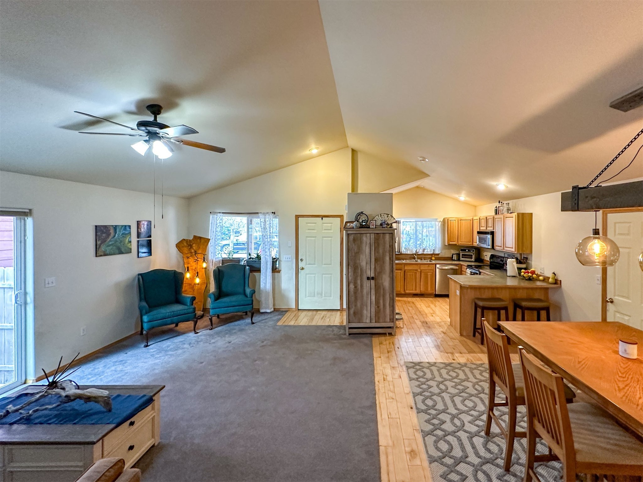 1195 N River Rock Drive