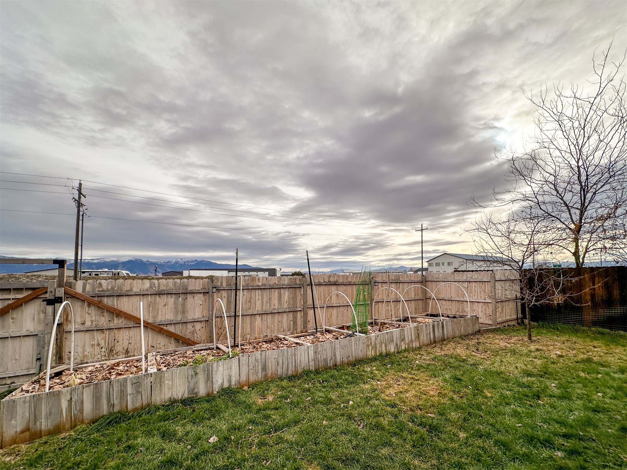1195 N River Rock Drive