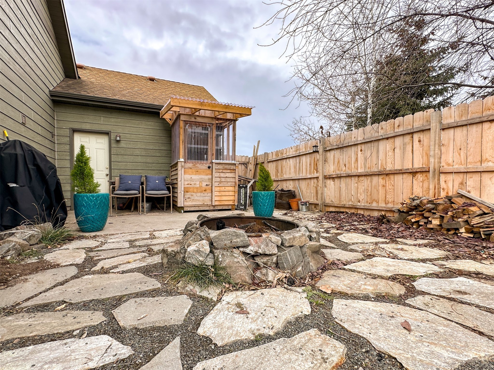 1195 N River Rock Drive
