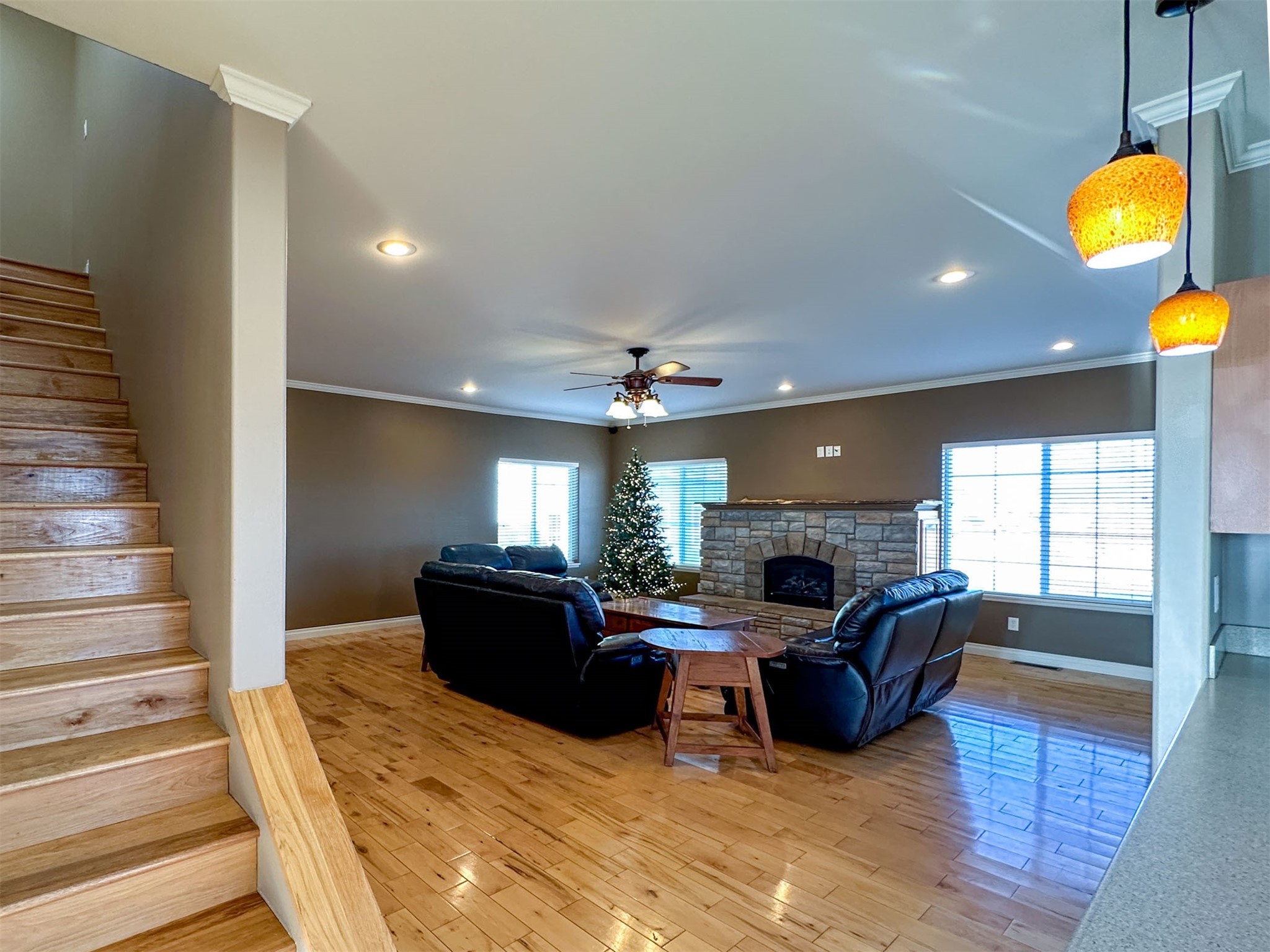804 Crestwood Lane