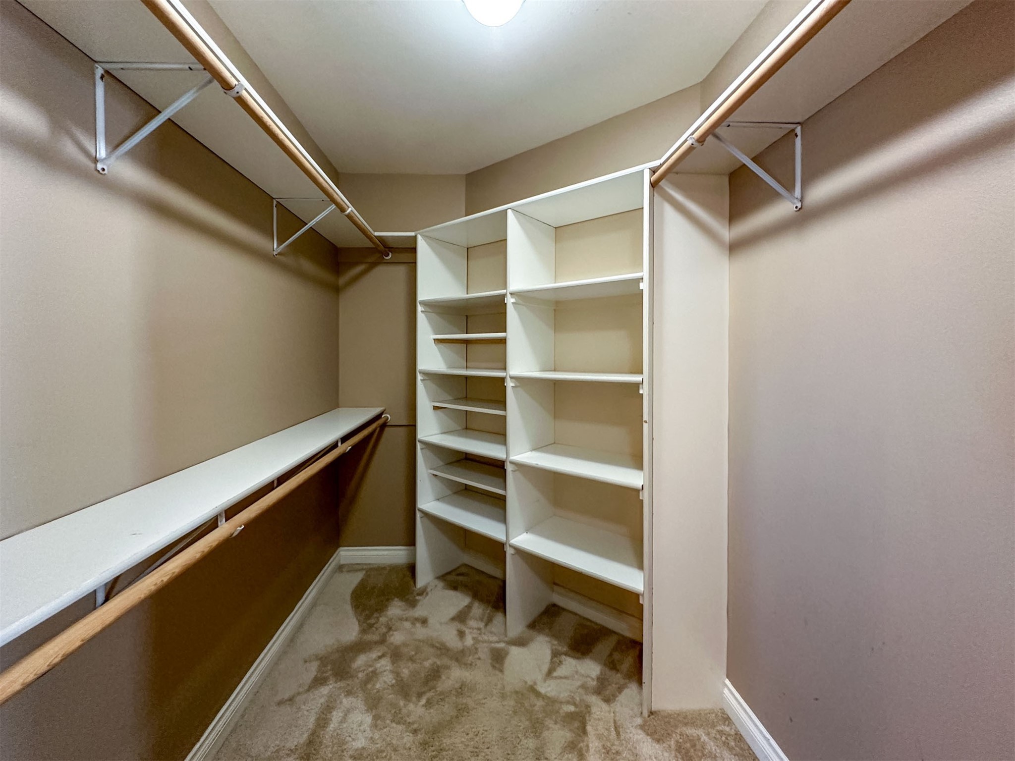 804 Crestwood Lane