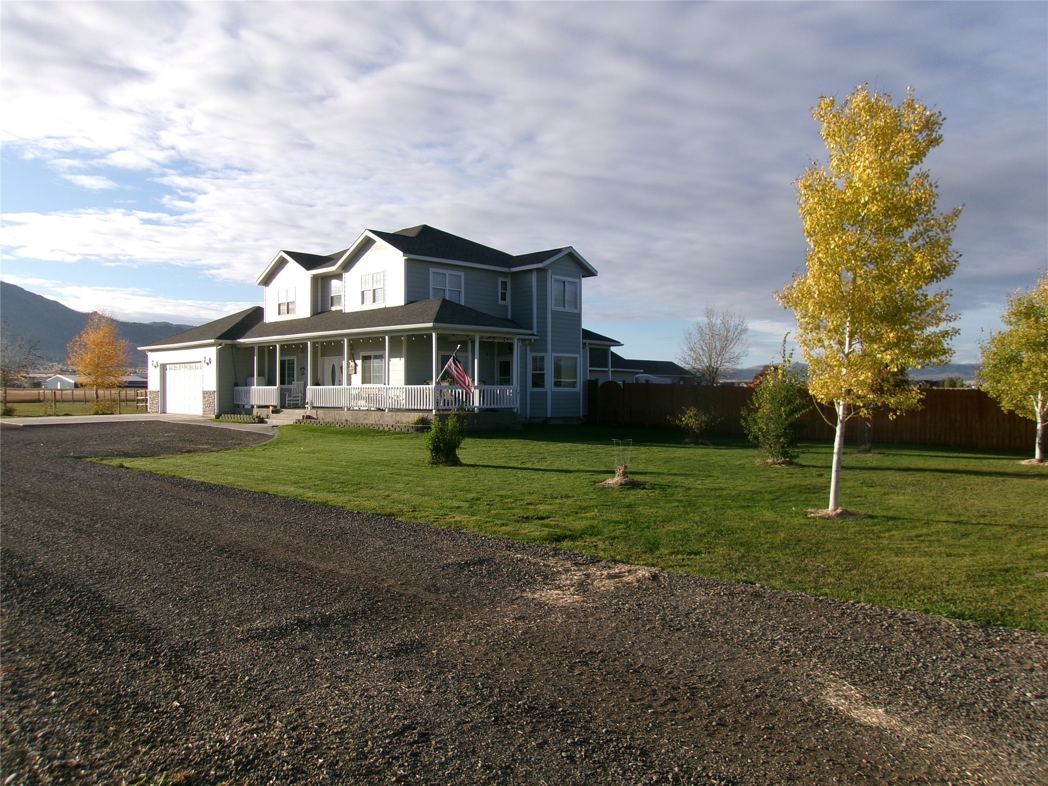 804 Crestwood Lane