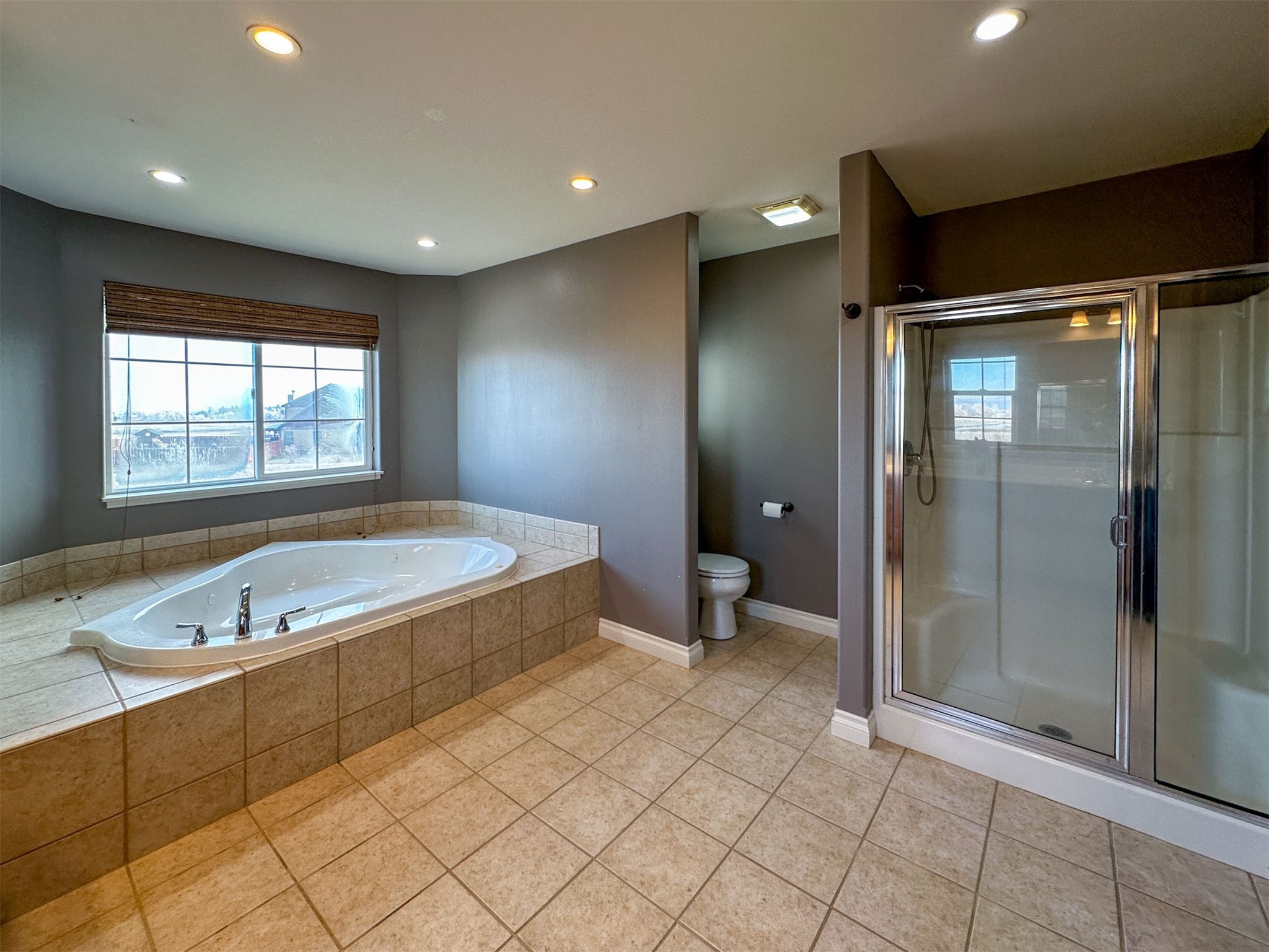 804 Crestwood Lane