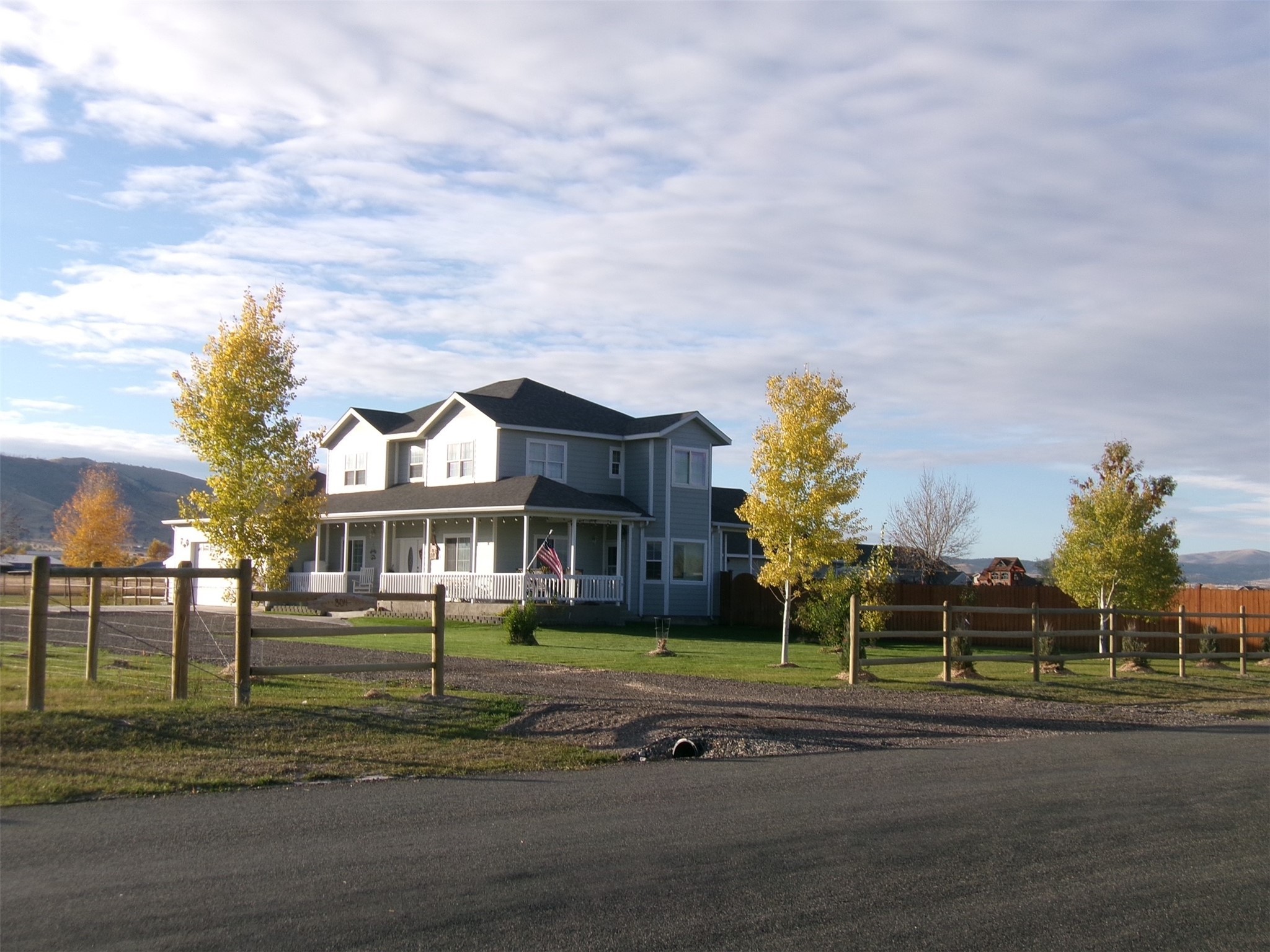 804 Crestwood Lane