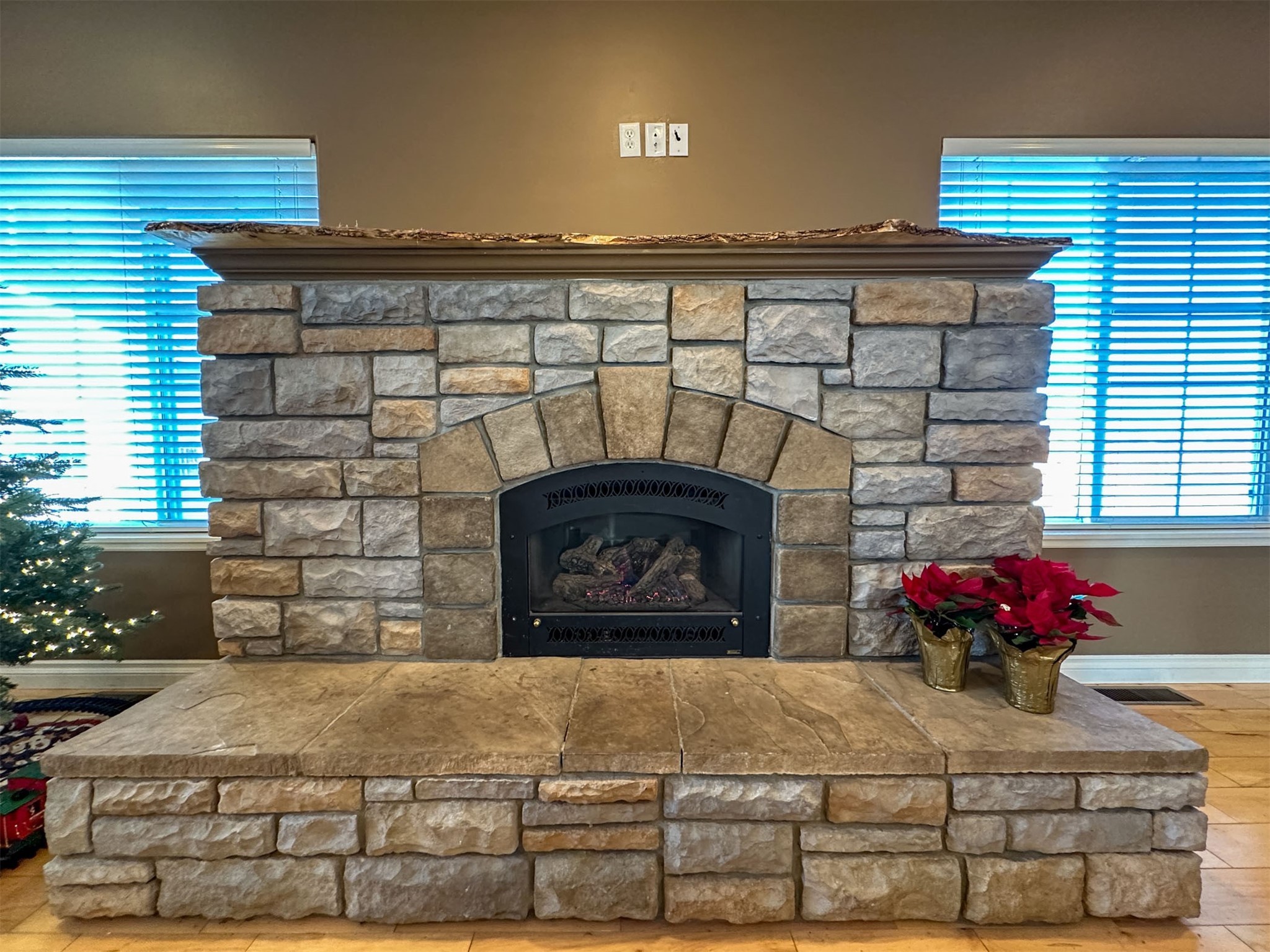 804 Crestwood Lane