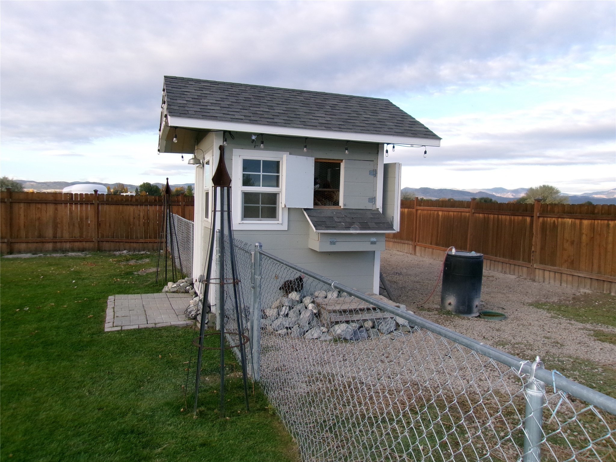 804 Crestwood Lane